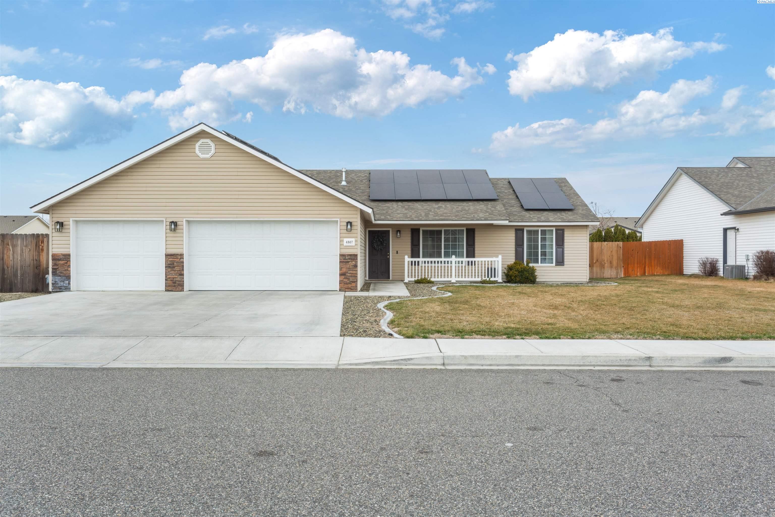 Catalonia Dr, Pasco, WA 99301