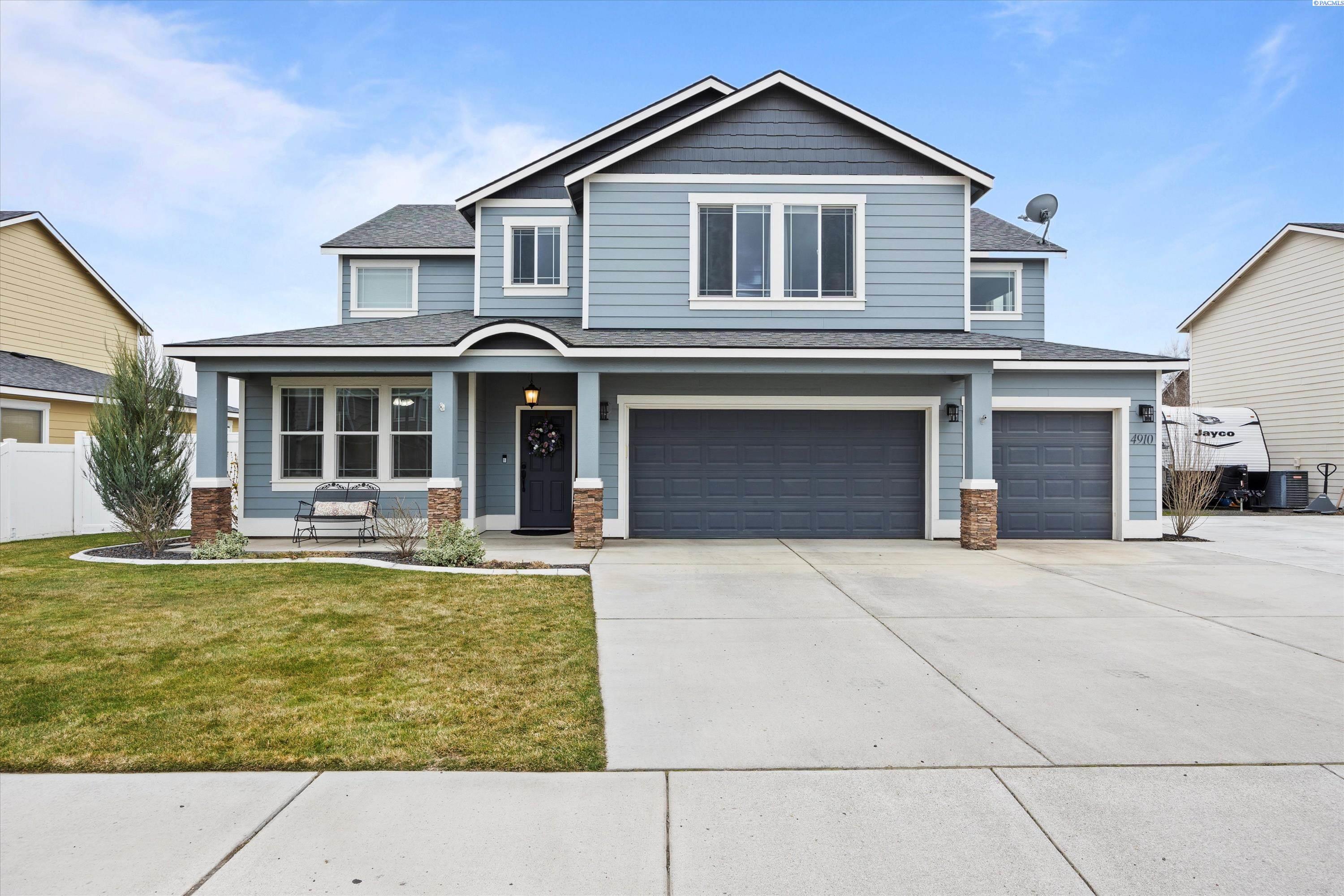 Pamplona Dr, Pasco, WA 99301