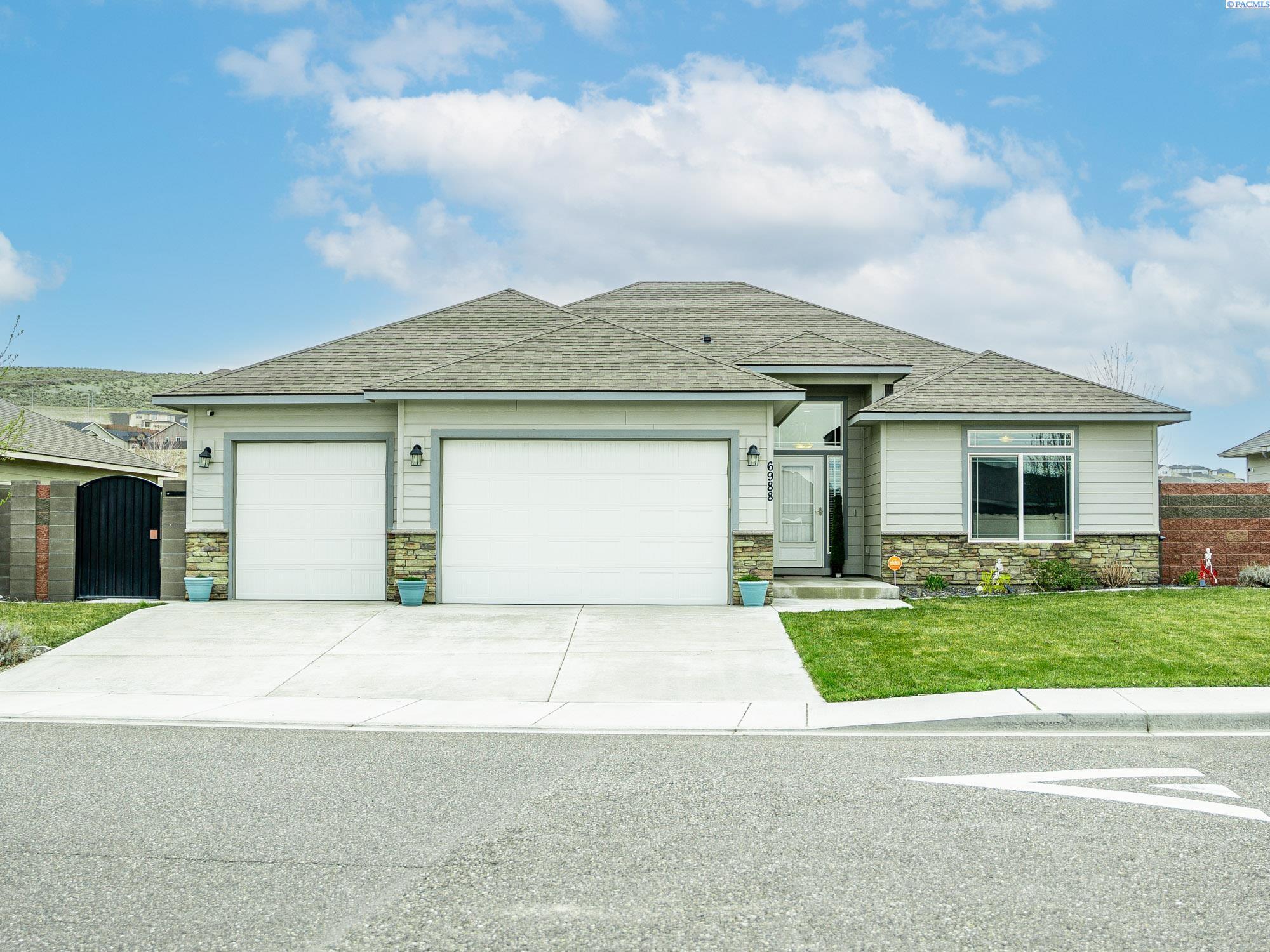 W 31st Ave, Kennewick, WA 99338