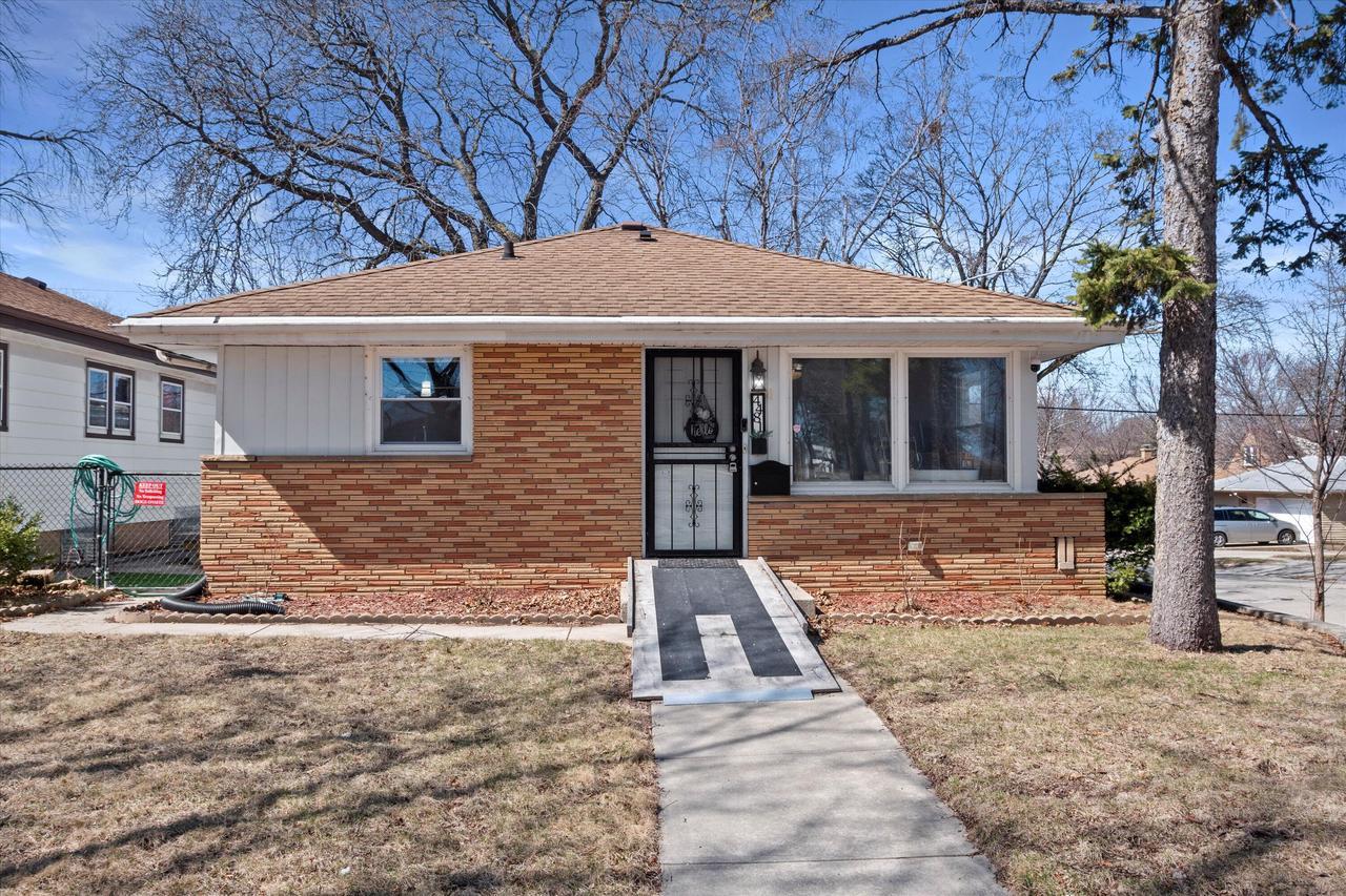 N 74th St, Milwaukee, WI 53218