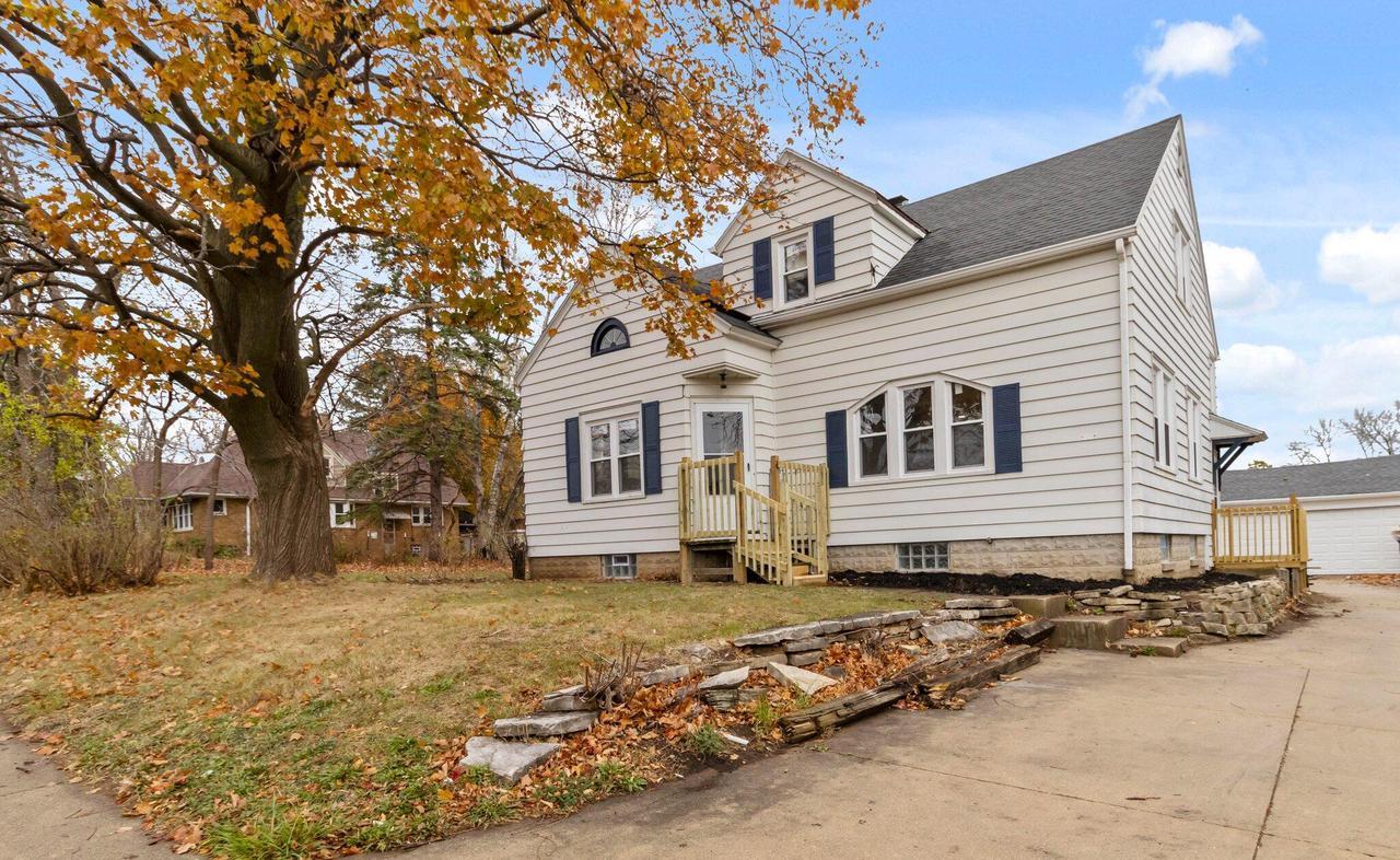 N 43rd St, Milwaukee, WI 53209