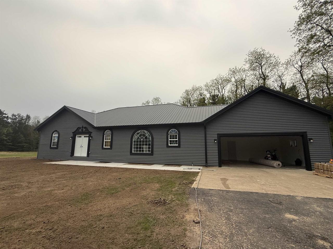 E Flint St, Lyndon Station, WI 53944