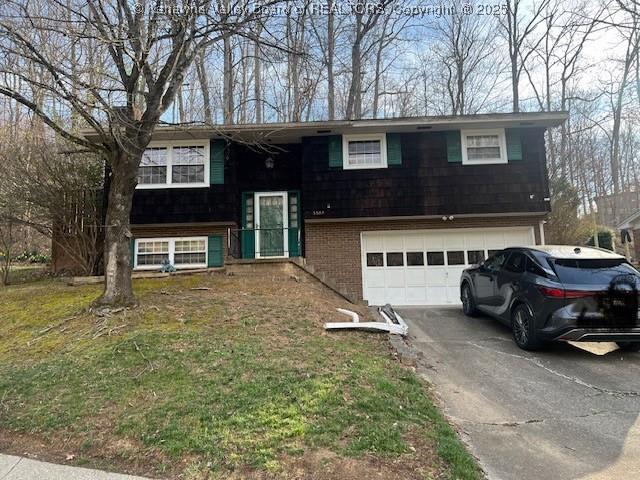Rockford Ct, Charleston, WV 25314