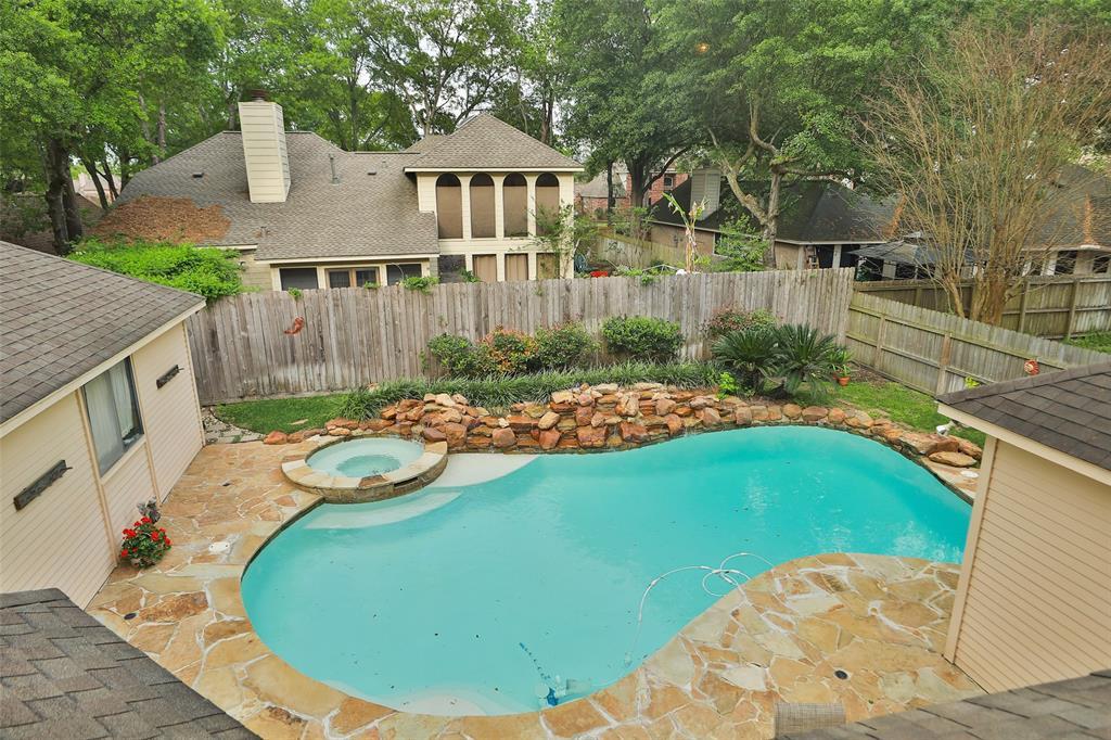 Vanessa Cir, Houston, TX 77069