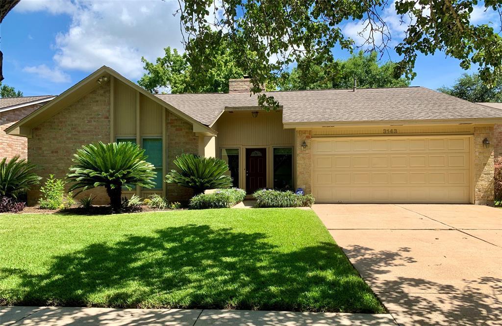 Shawnee Dr, Sugar Land, TX 77479