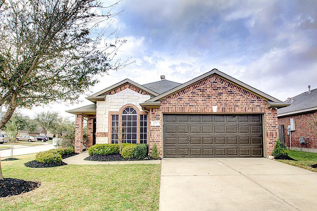 Wind Trace Dr, Katy, TX 77449