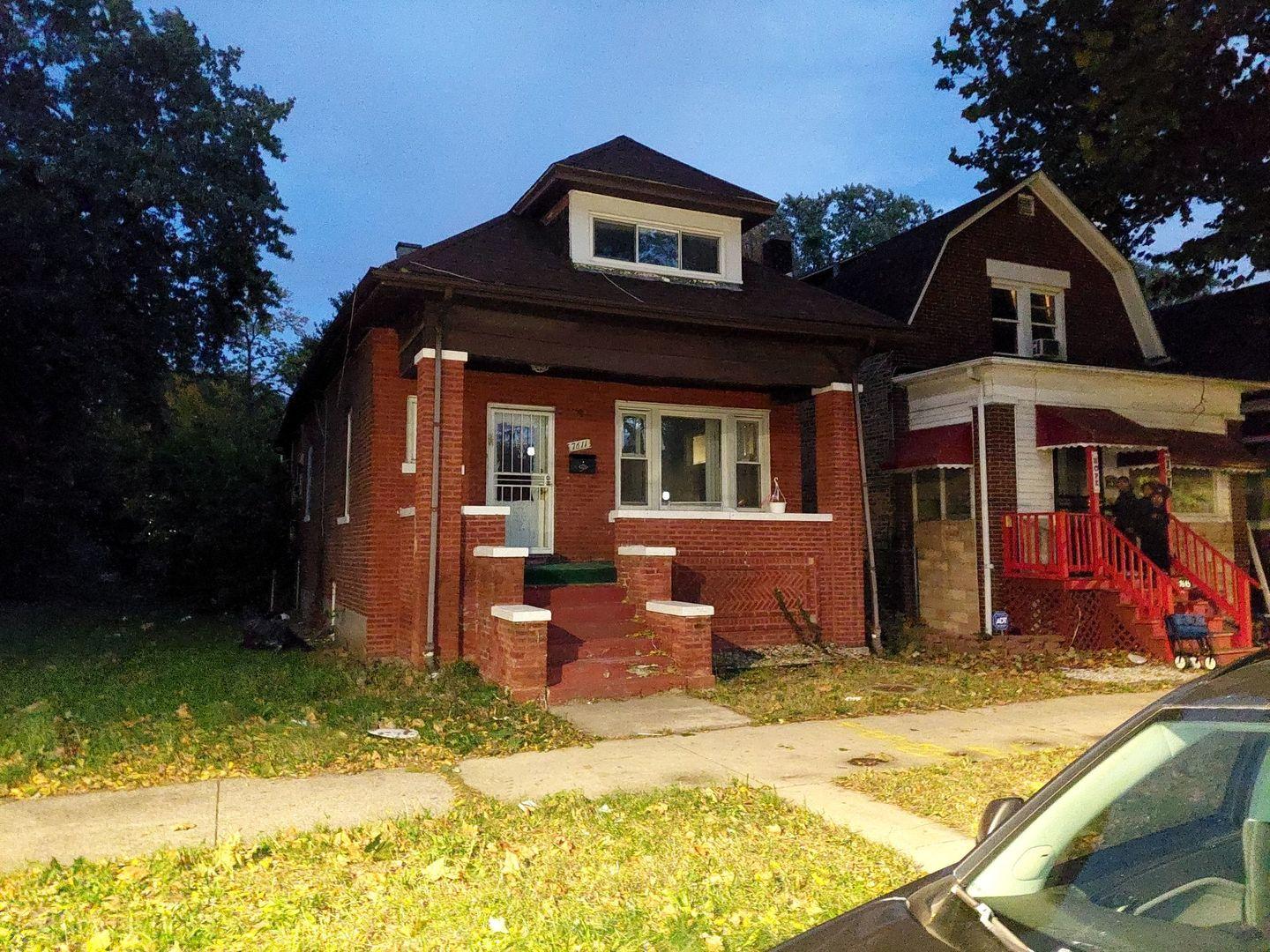 S Eberhart Ave, Chicago, IL 60619