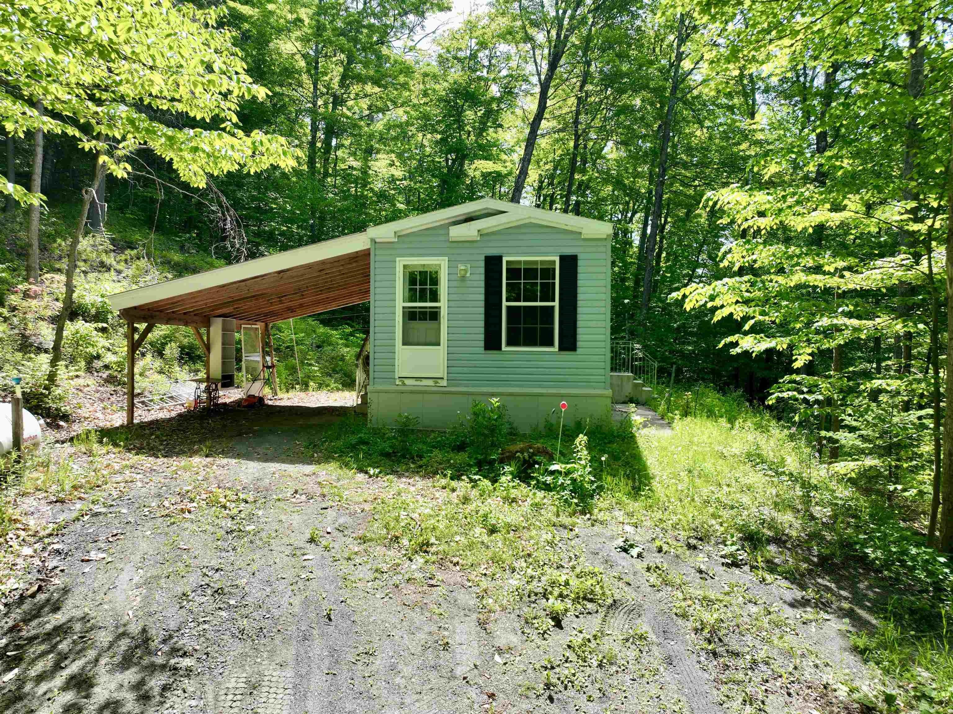 Long Hill Rd, South Woodstock, VT 05071