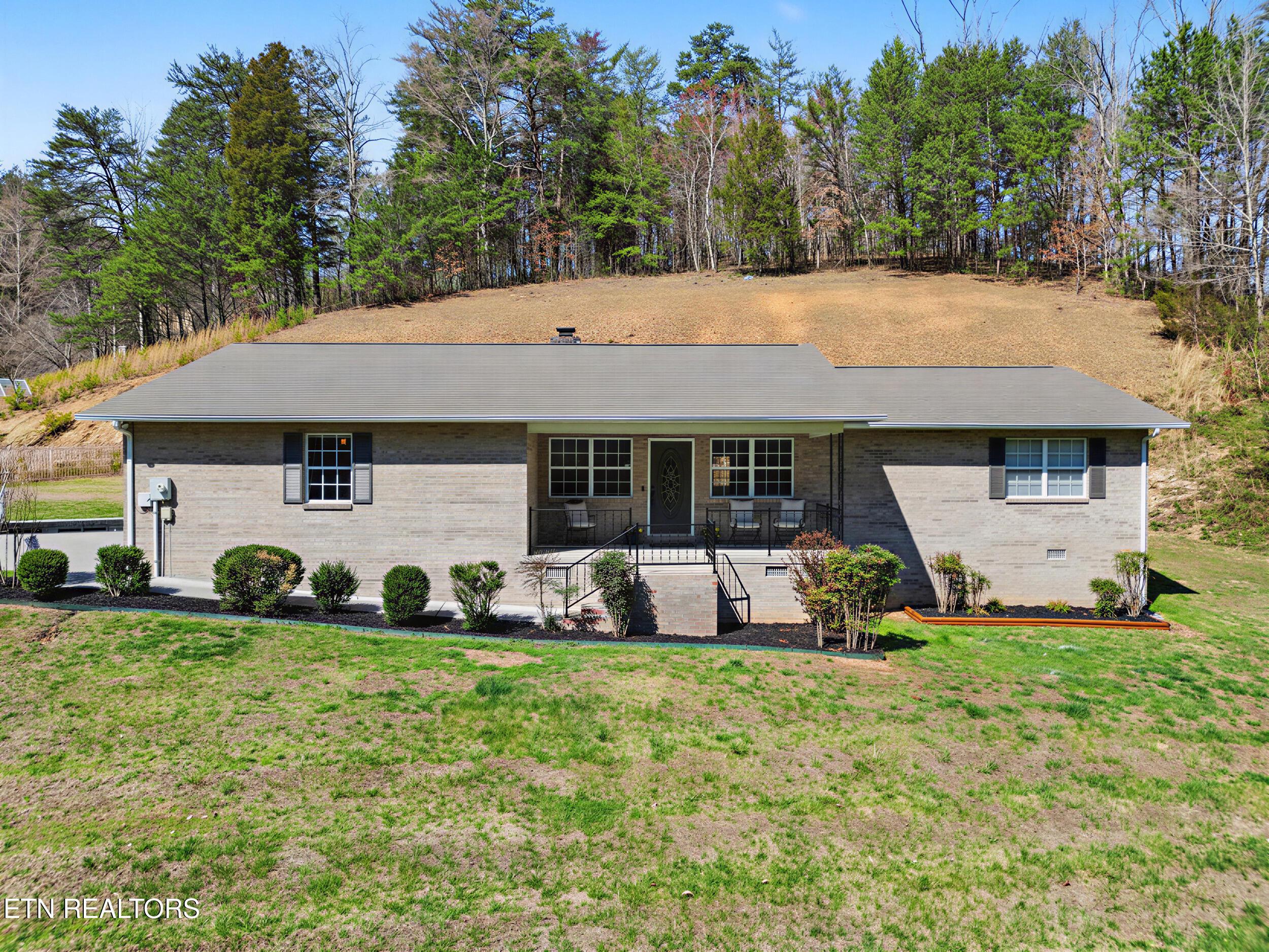 Pine Mountain Rd, Pigeon Forge, TN 37863