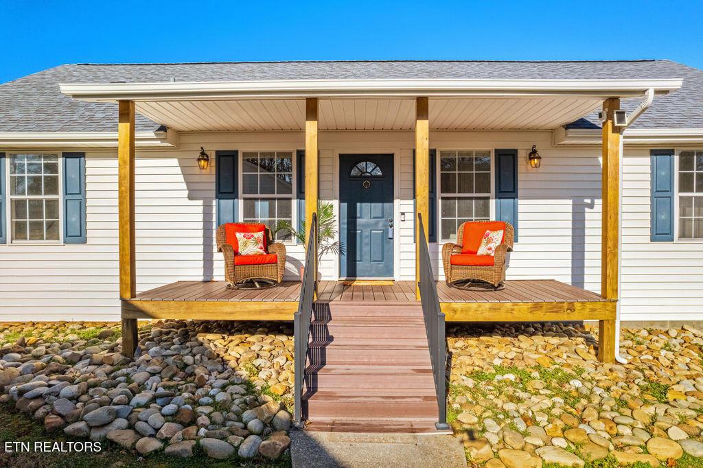 Gravelly Hills Rd, Louisville, TN 37777