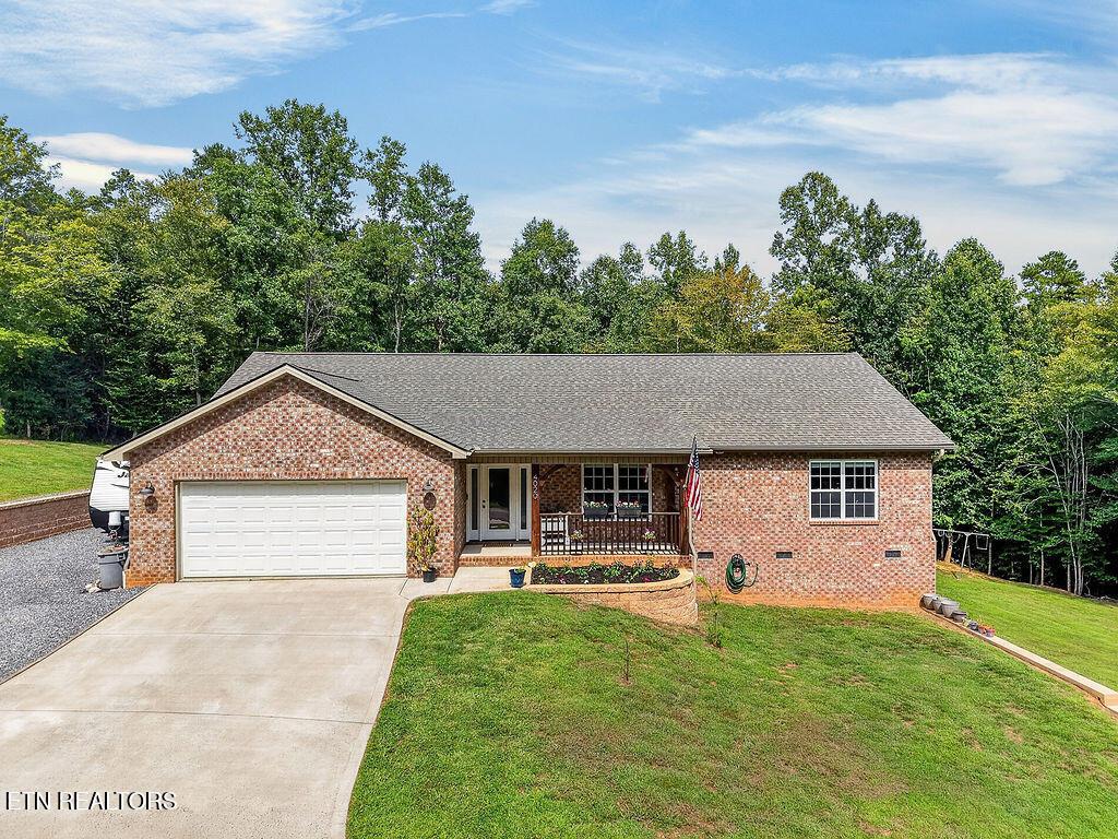 Fox Hills Dr, Louisville, TN 37777