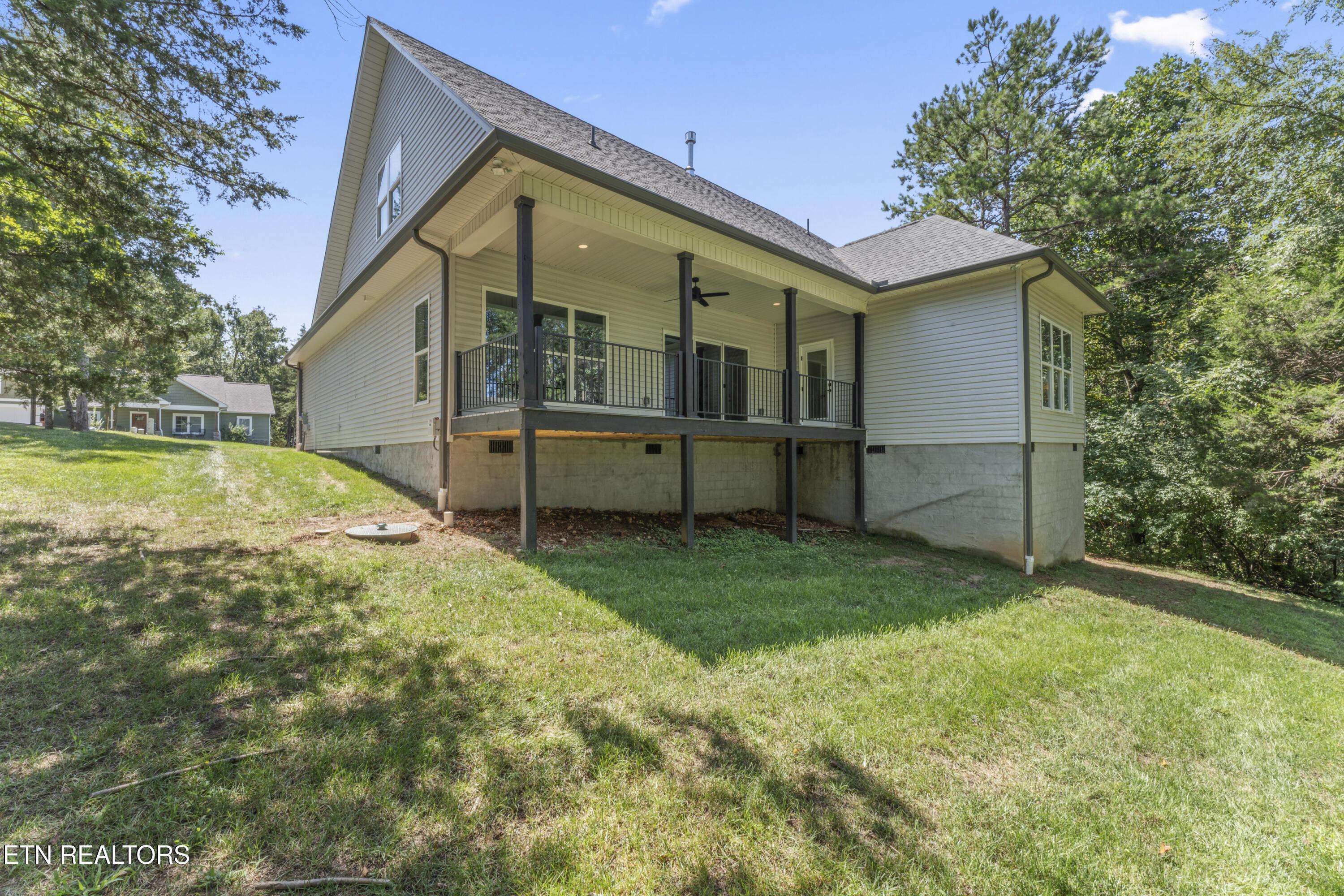Mialaquo Cir, Loudon, TN 37774