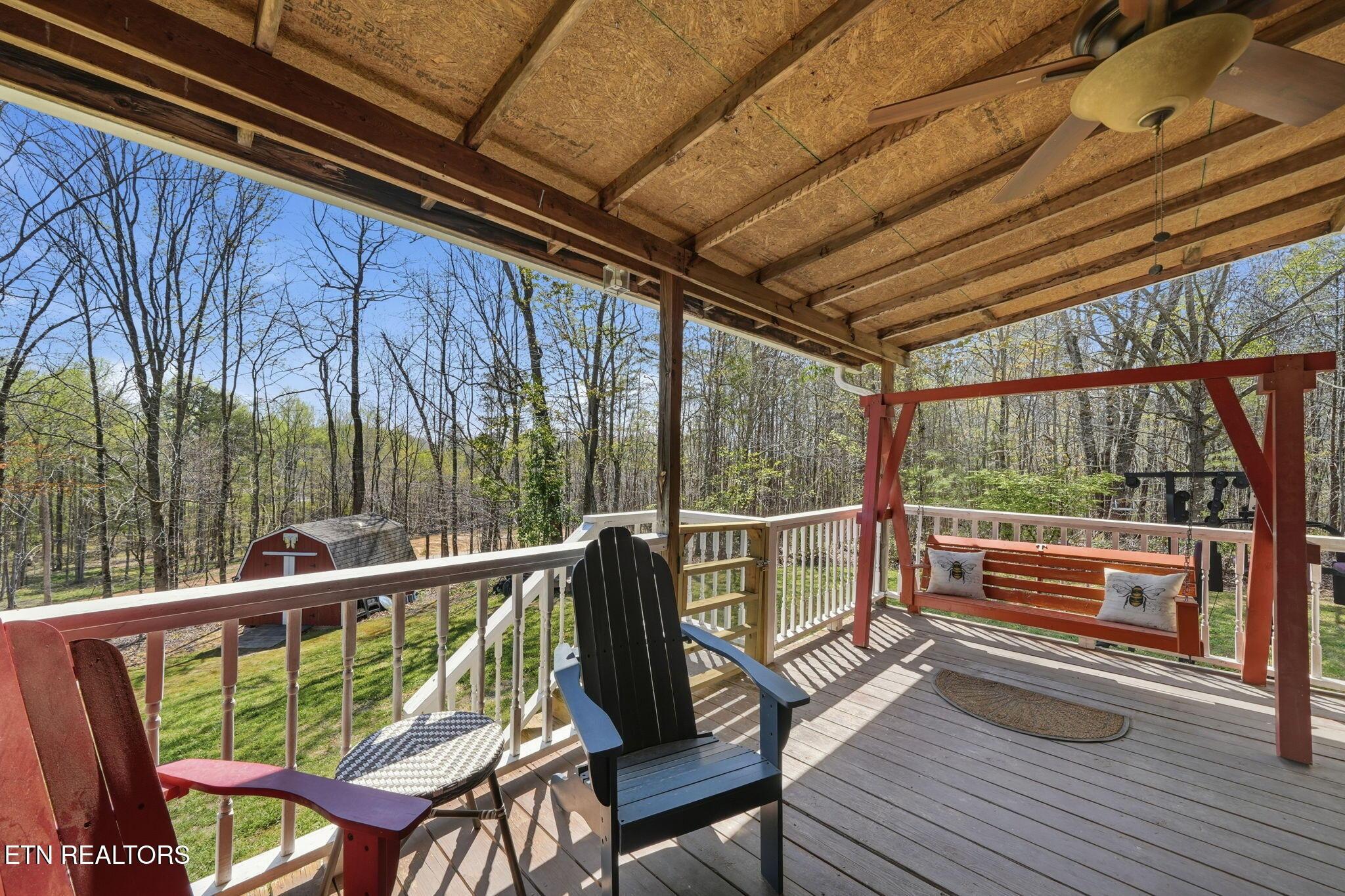 Ashley Ln, Oneida, TN 37841