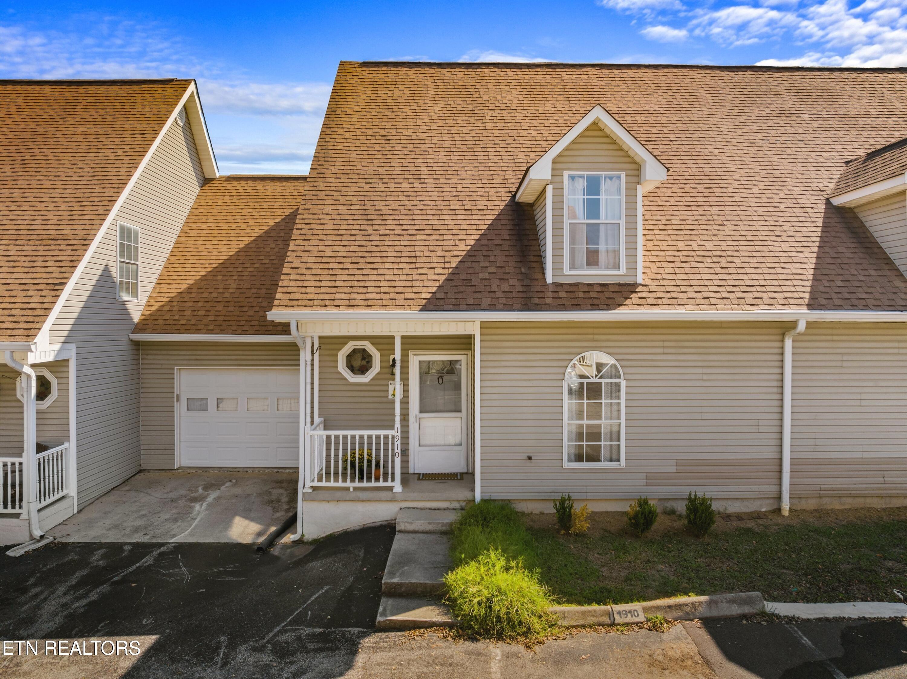 Walnut Ave, Jefferson City, TN 37760