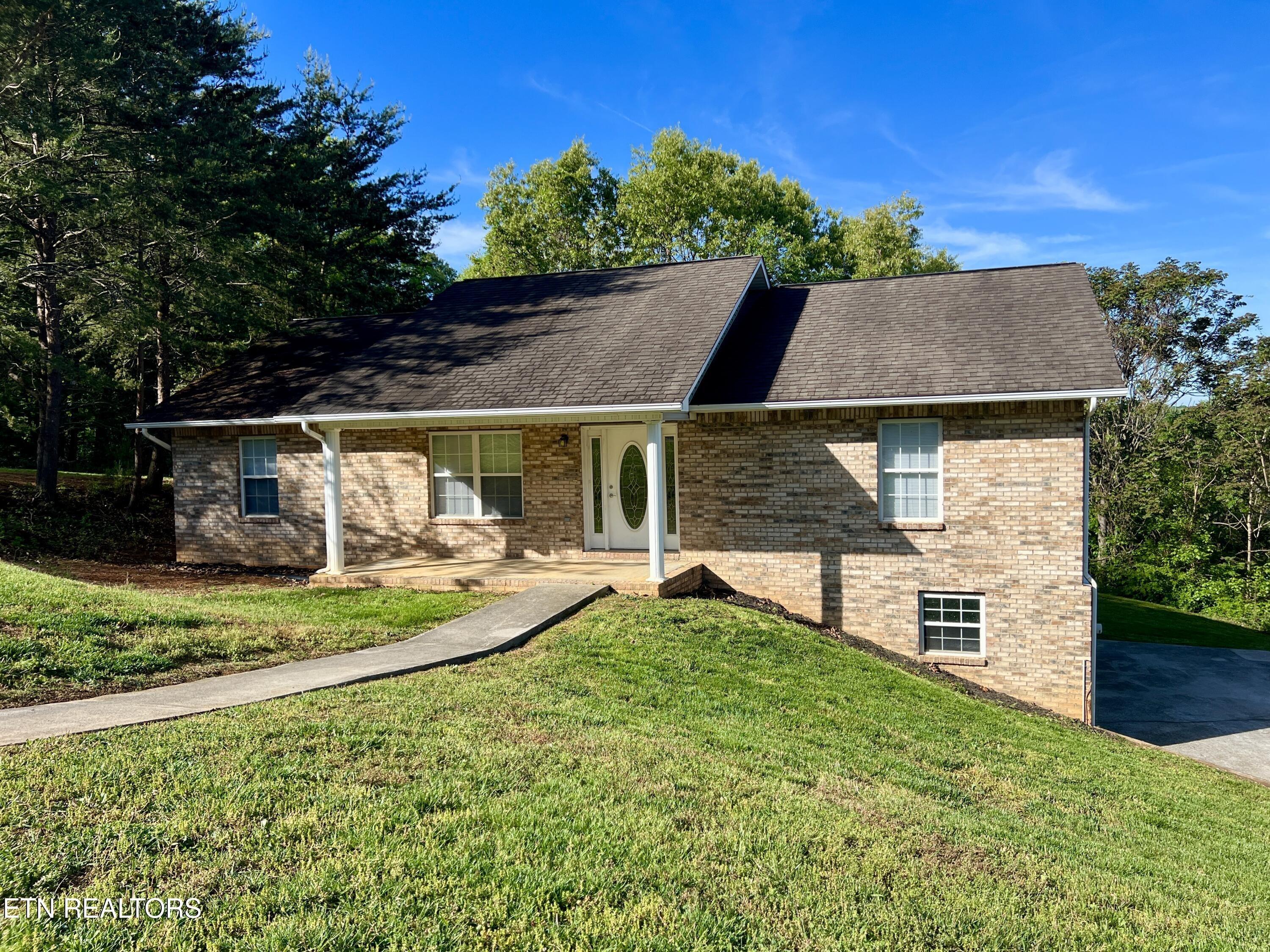 Lindder Dr, Sevierville, TN 37876