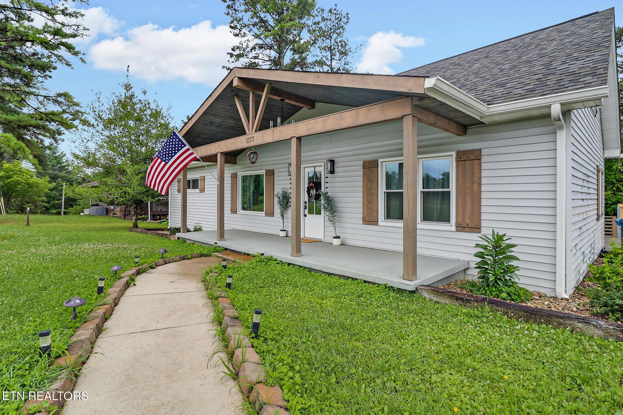 Sparta Hwy, Crossville, TN 38572