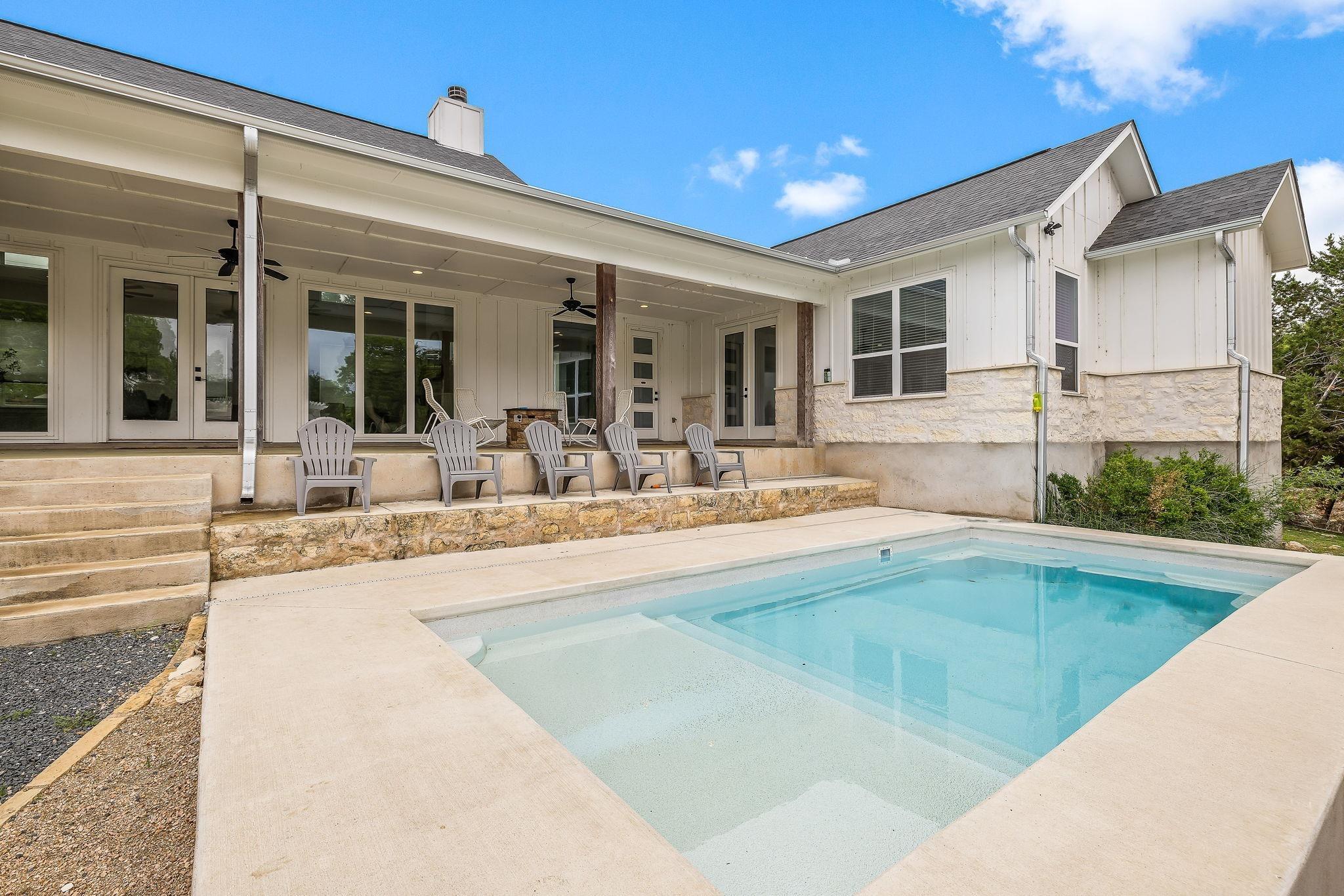 N Lakewoods Dr, Georgetown, TX 78633