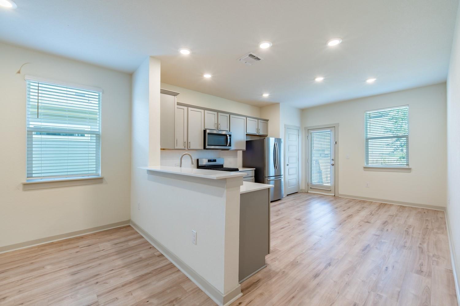 Meris Ln, Austin, TX 78754