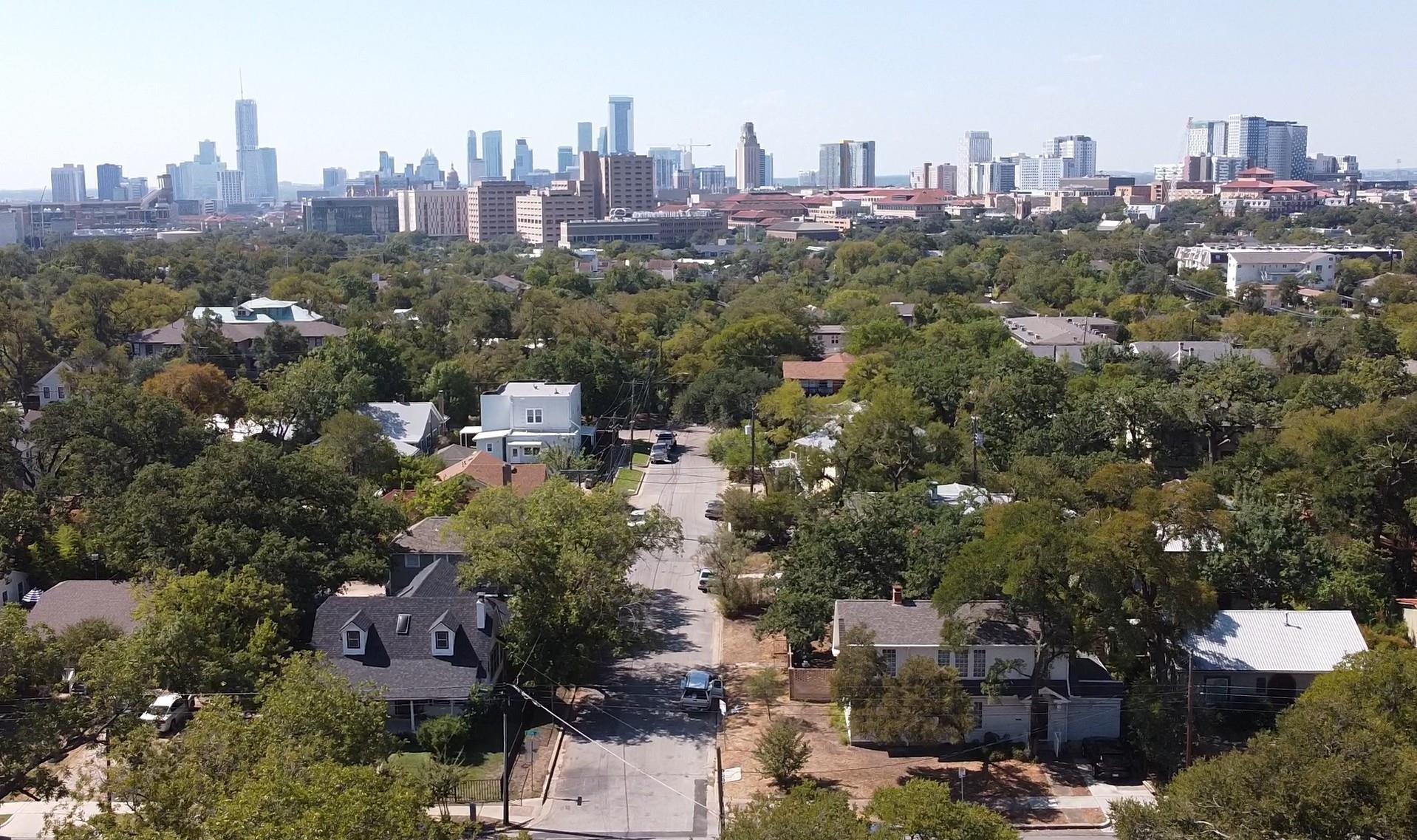 Tom Green St, Austin, TX 78705