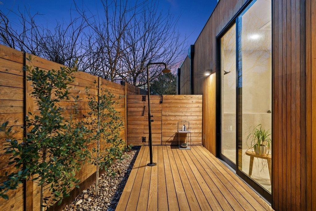 W Johanna St, Austin, TX 78704