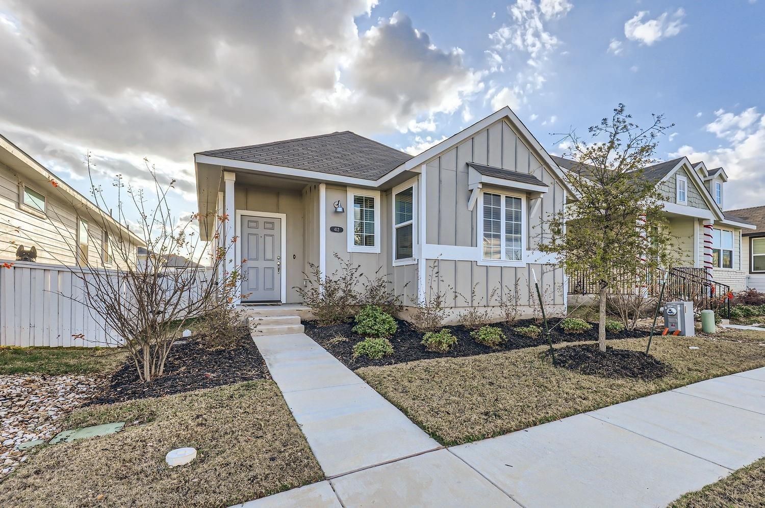 Hortus Dr, Kyle, TX 78640