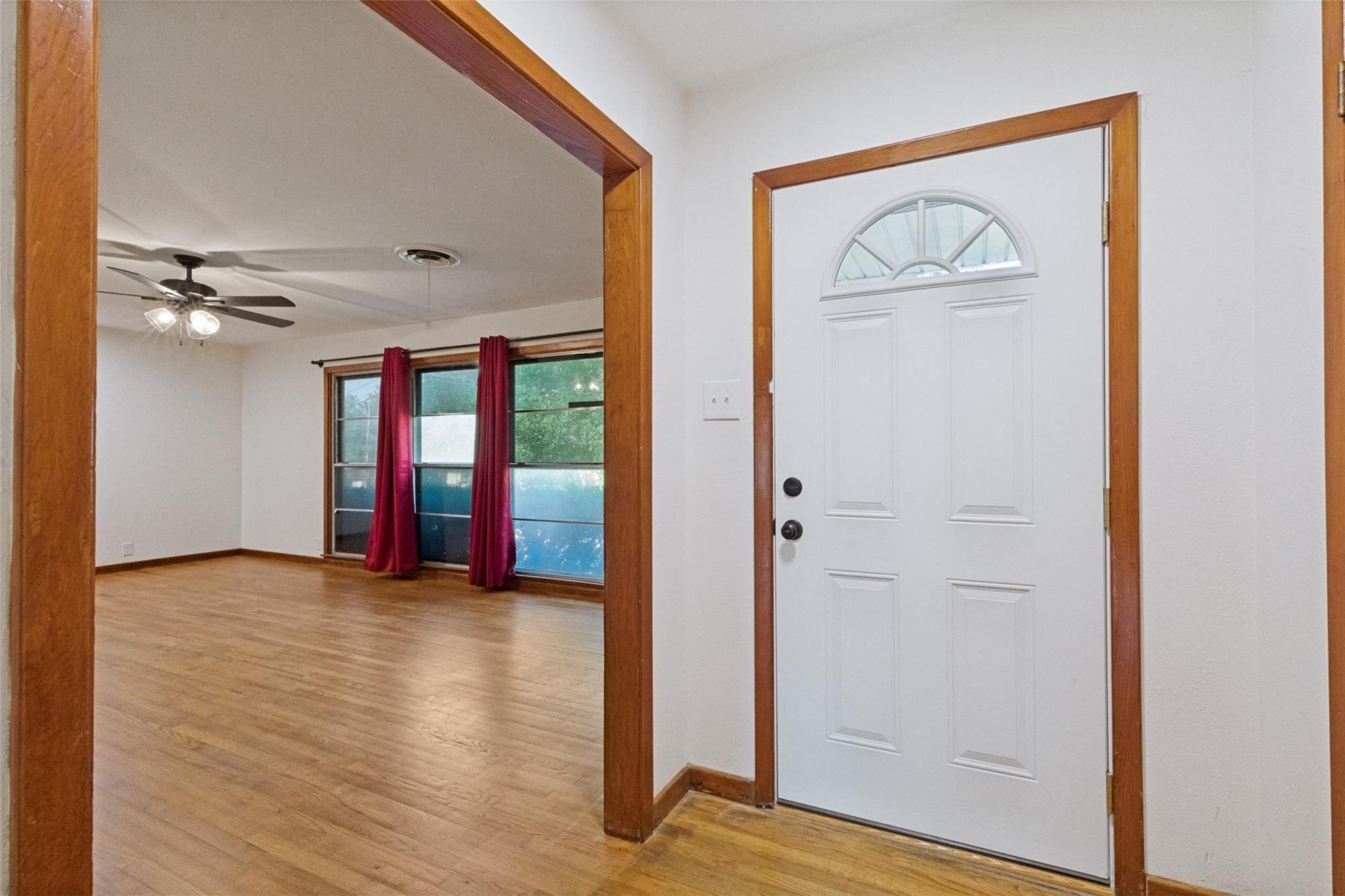 N East St, Belton, TX 76513