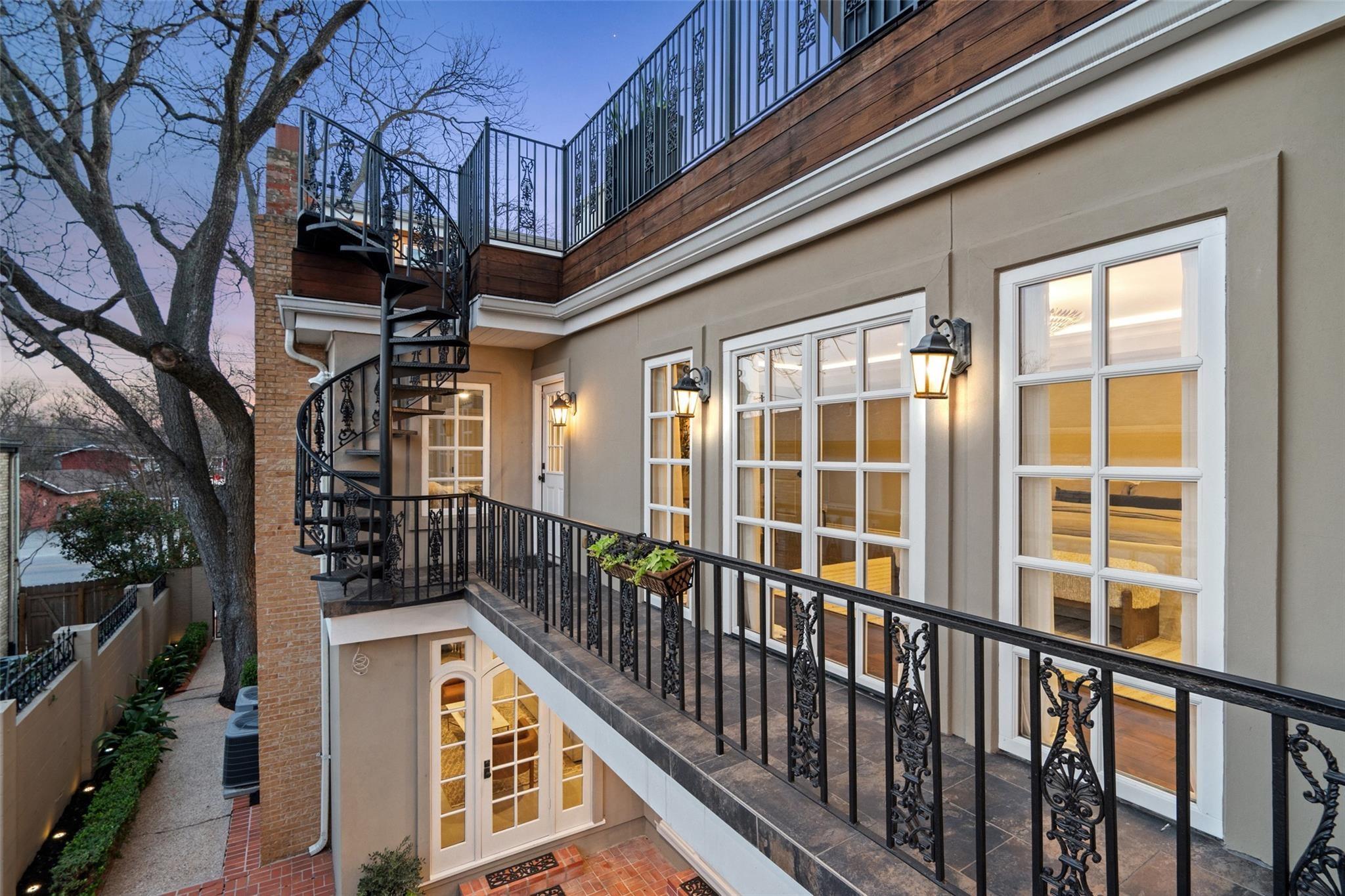 W 35th St, Austin, TX 78703