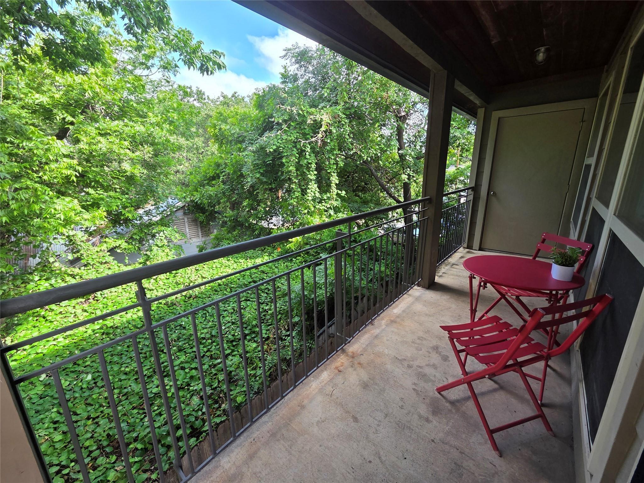 W 10th St, Austin, TX 78703