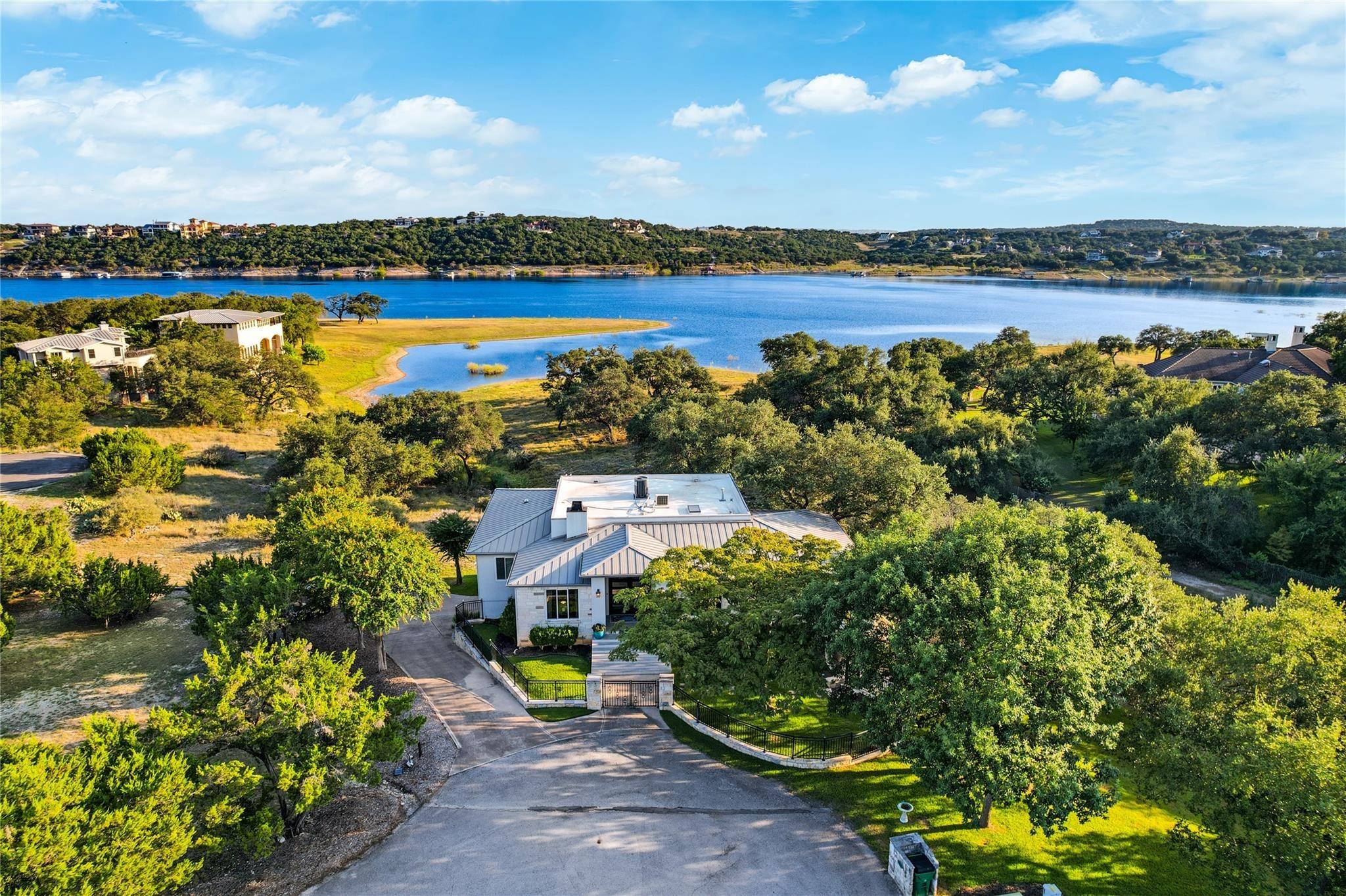Genessee Cv, Lago Vista, TX 78645