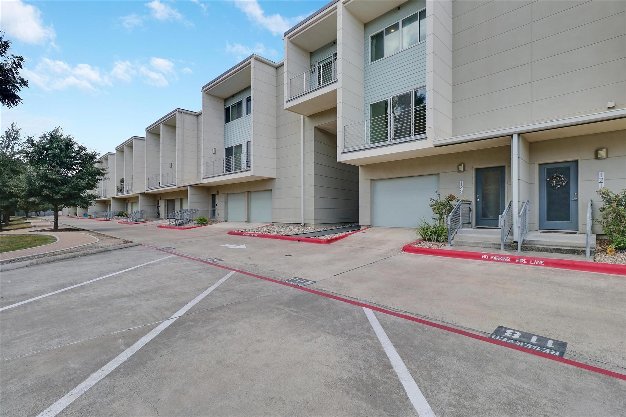 N Bluff Dr, Austin, TX 78745