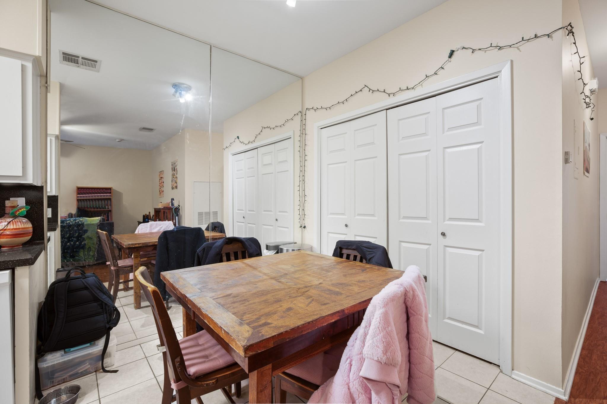 E 30th St, Austin, TX 78705