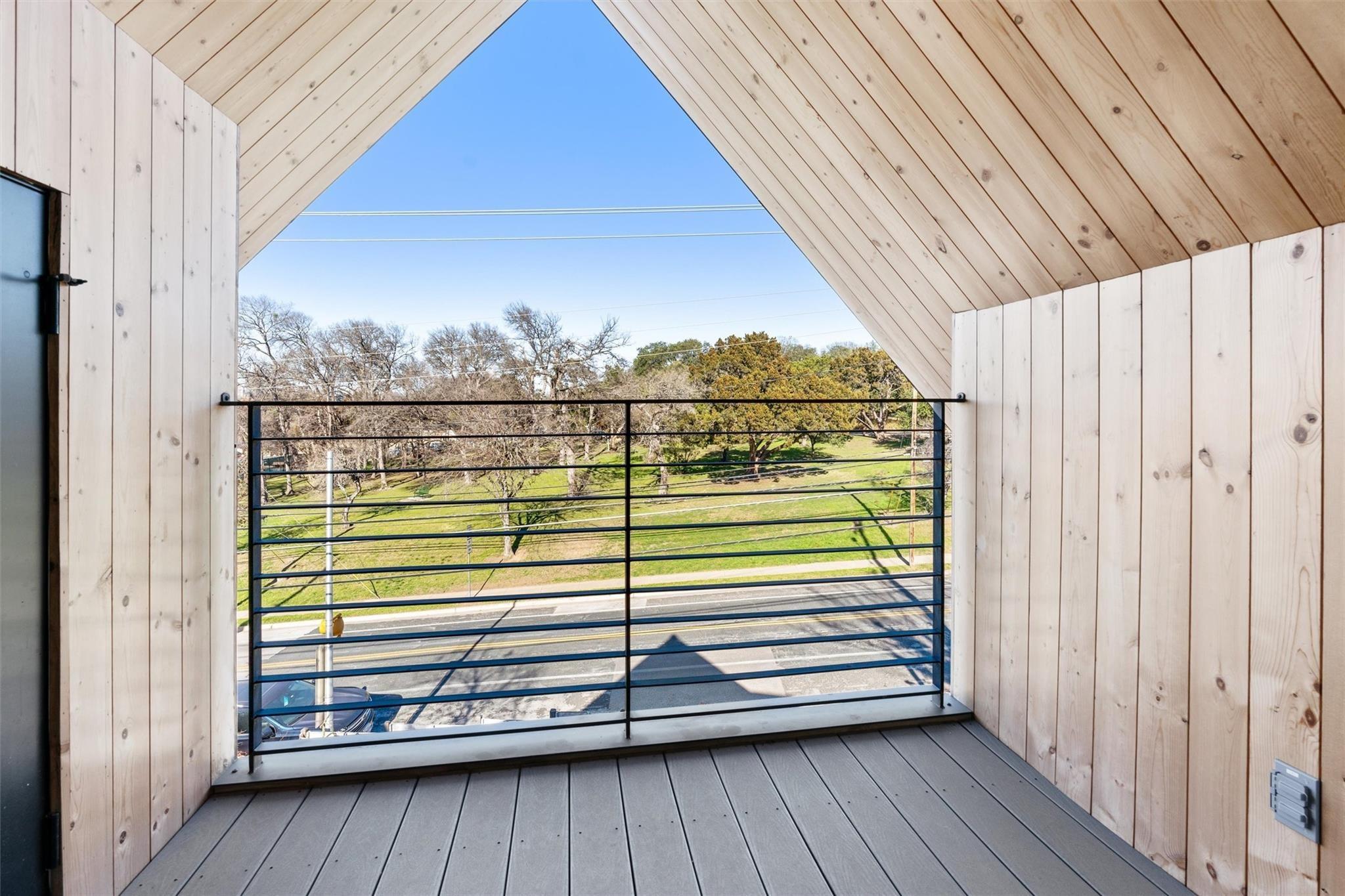 E Live Oak St, Austin, TX 78704