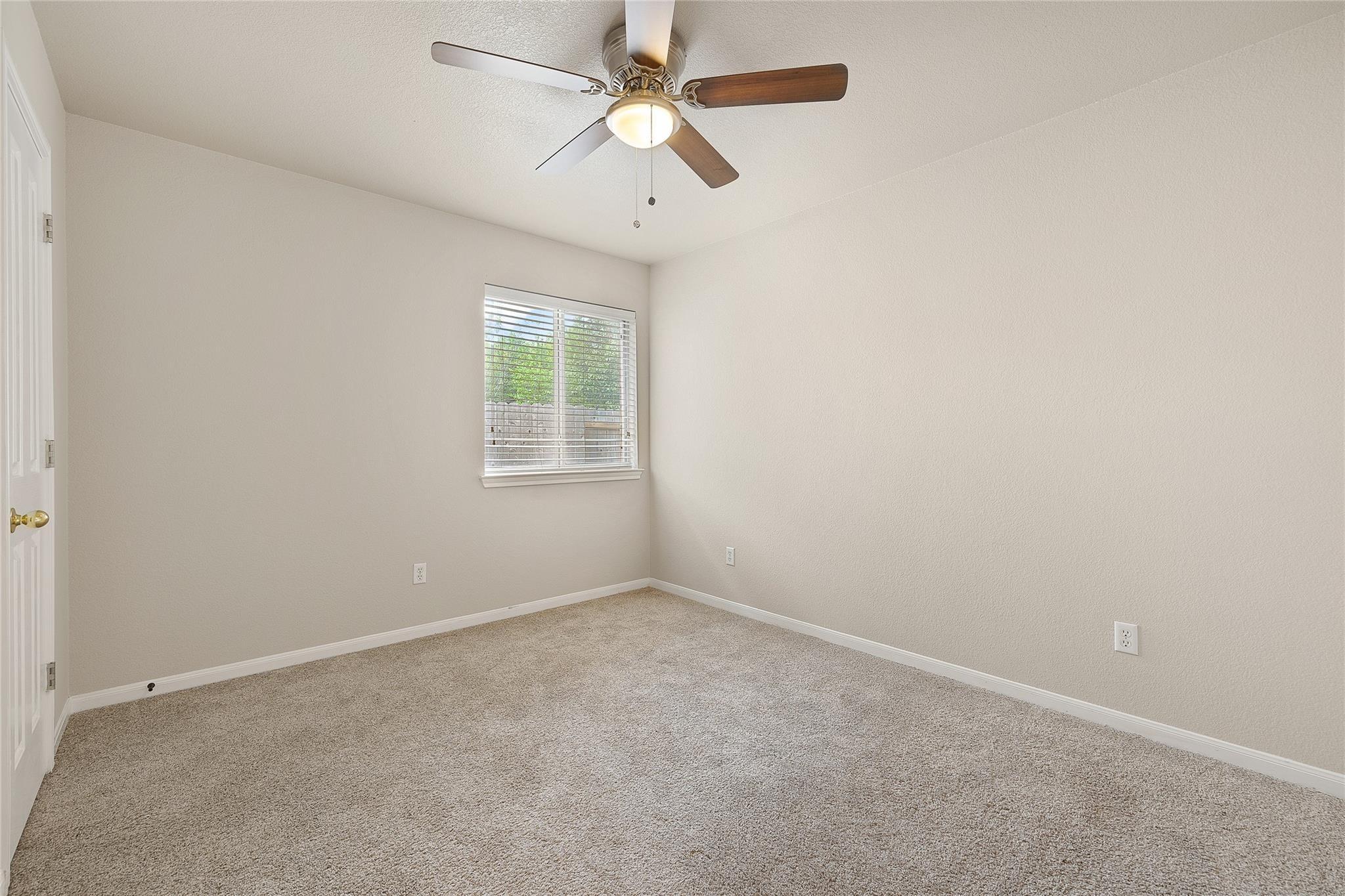 Deurne Dr, Round Rock, TX 78681