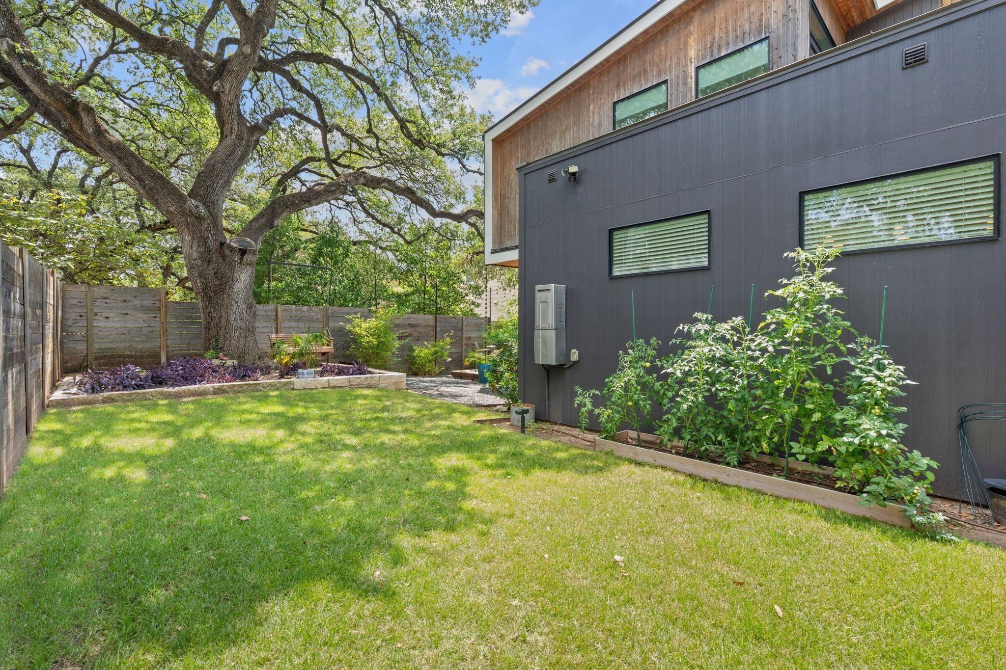 Chelsea Ln, Austin, TX 78704