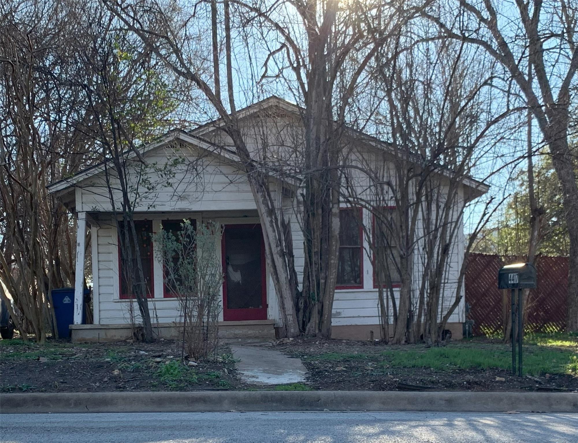 Garnett St, Austin, TX 78745