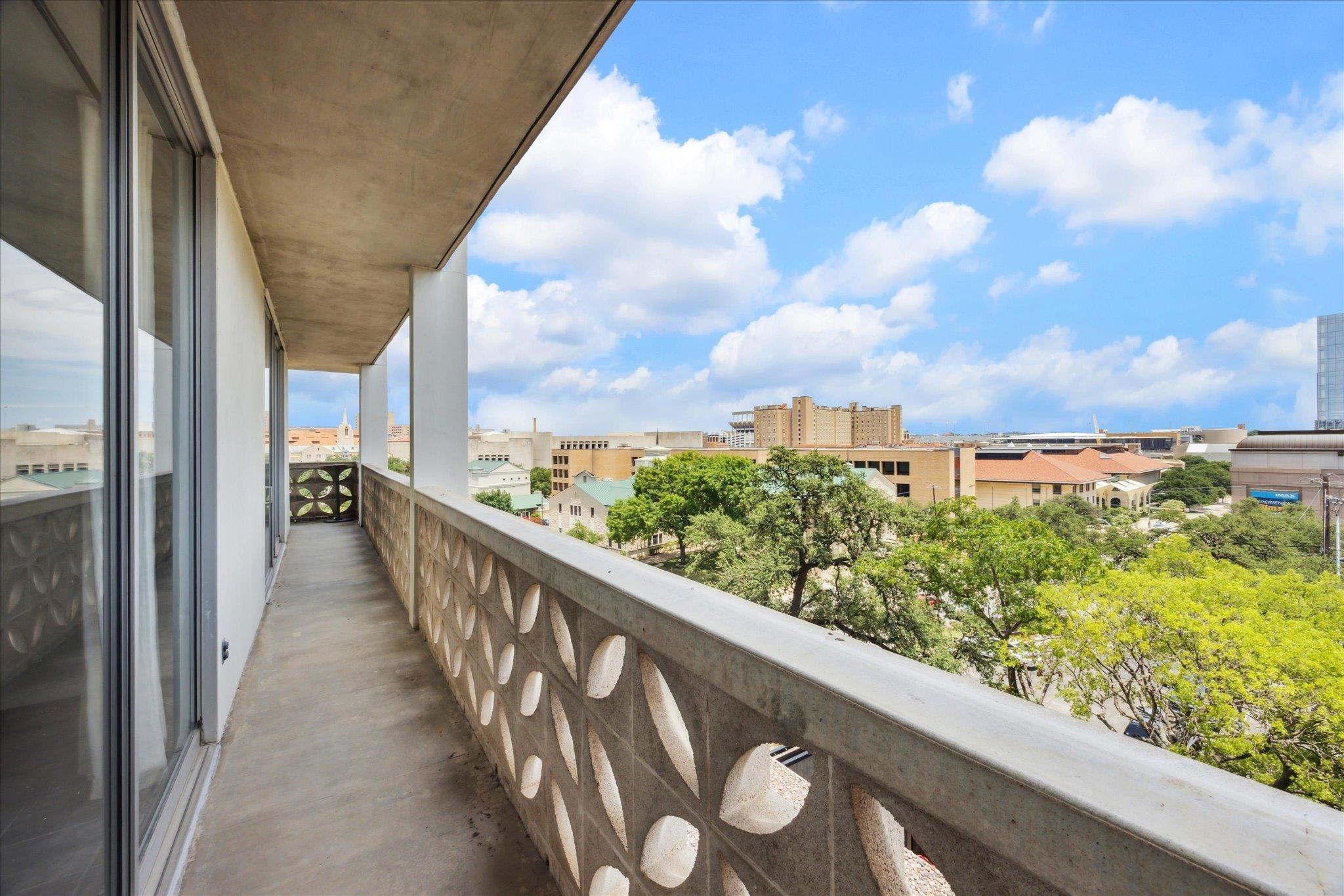 Lavaca St, Austin, TX 78701
