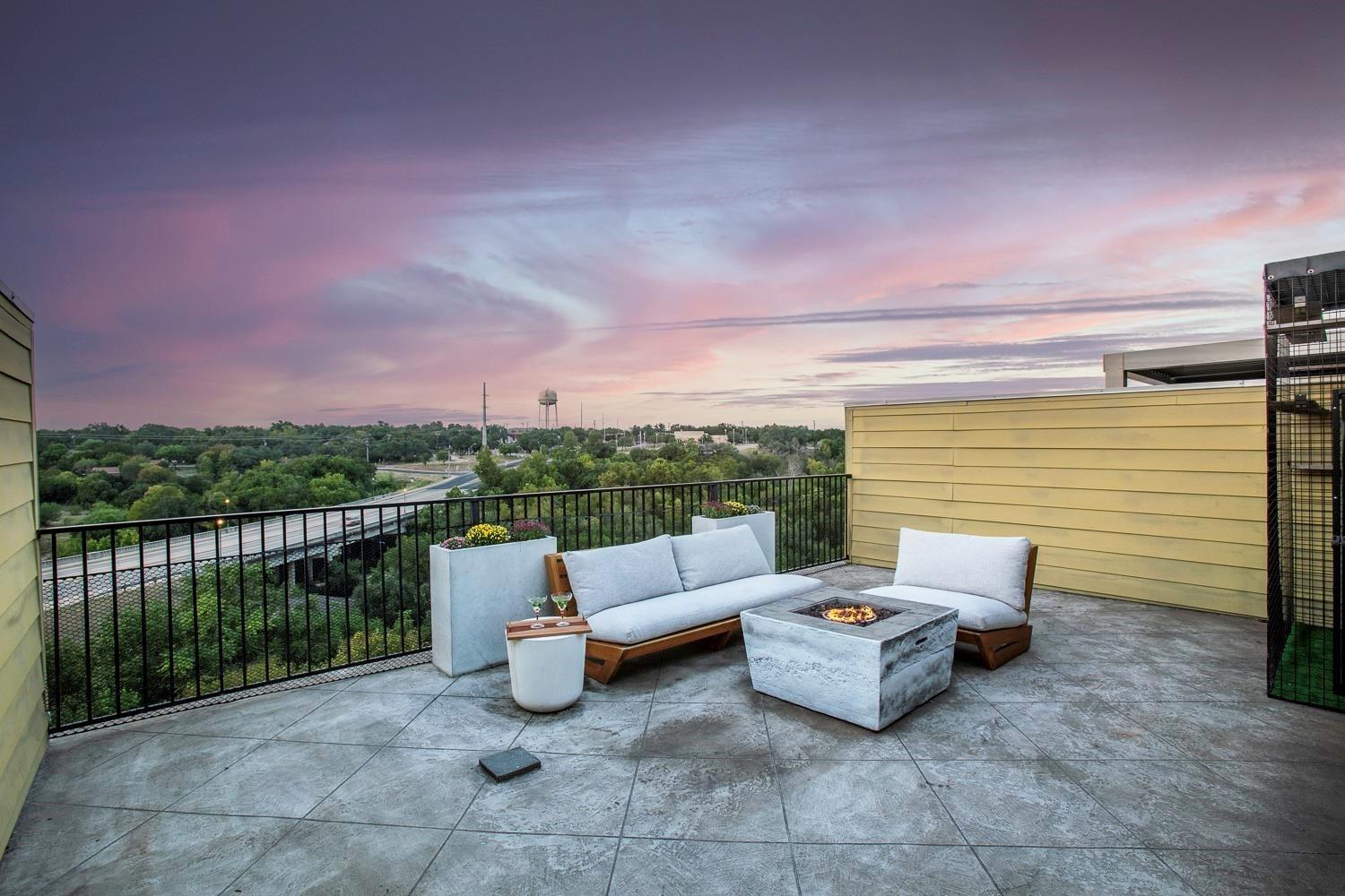 Adams St, Georgetown, TX 78628
