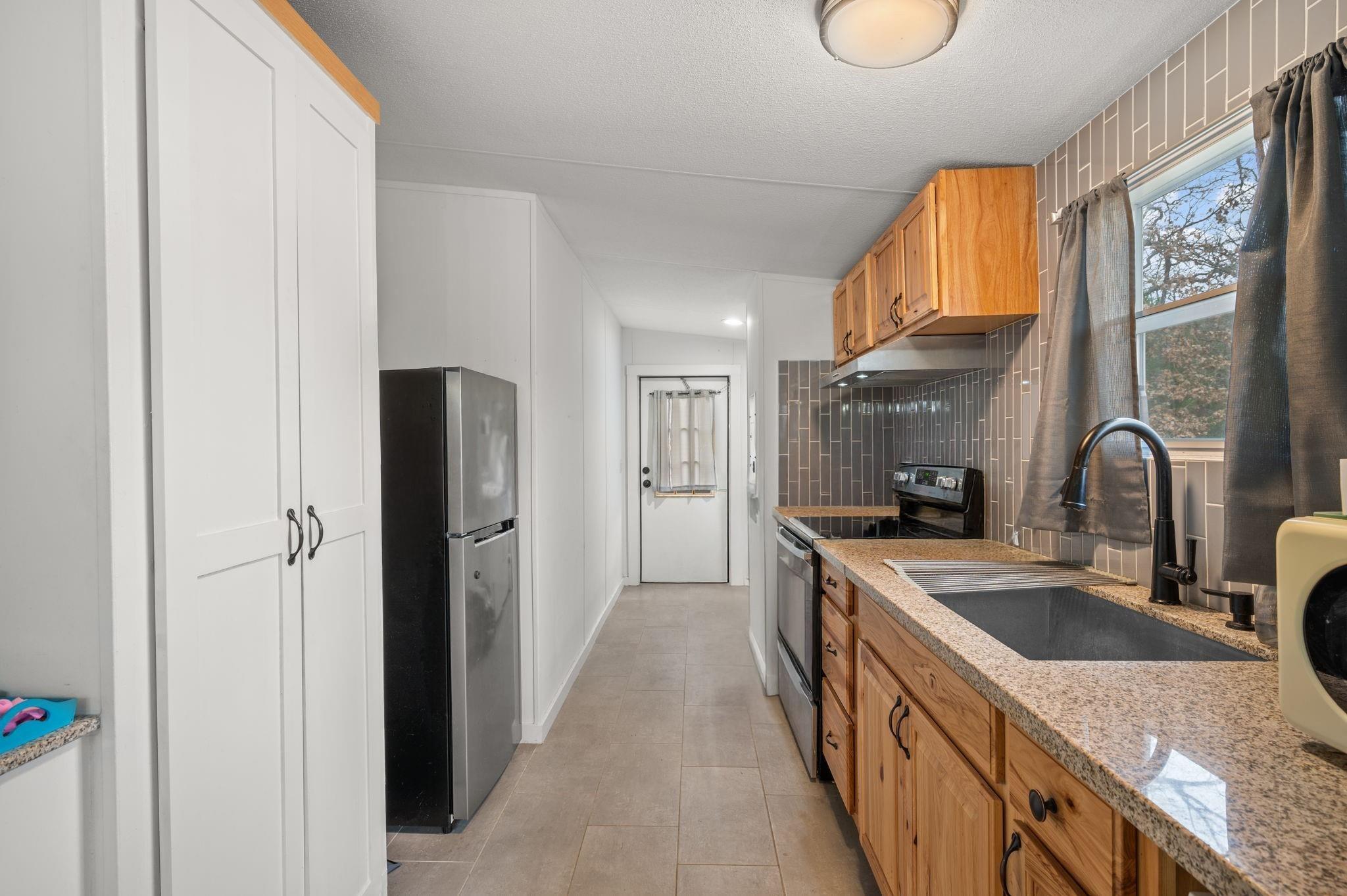 Lba Dr, Bastrop, TX 78602
