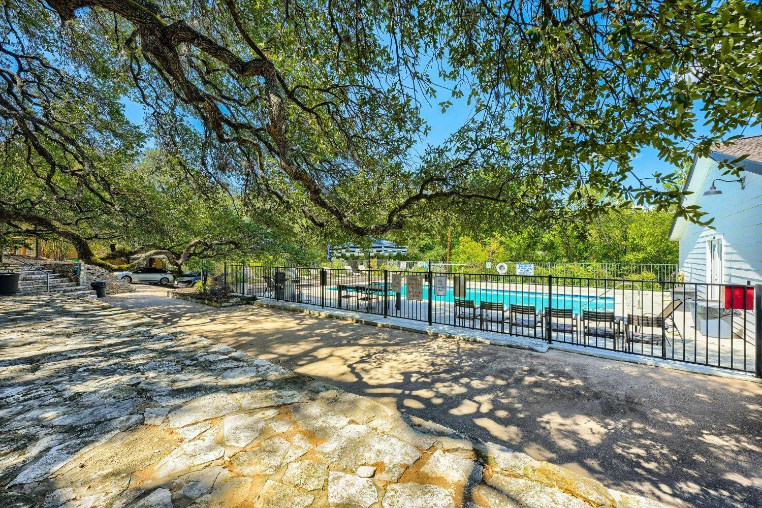E Oltorf St, Austin, TX 78704