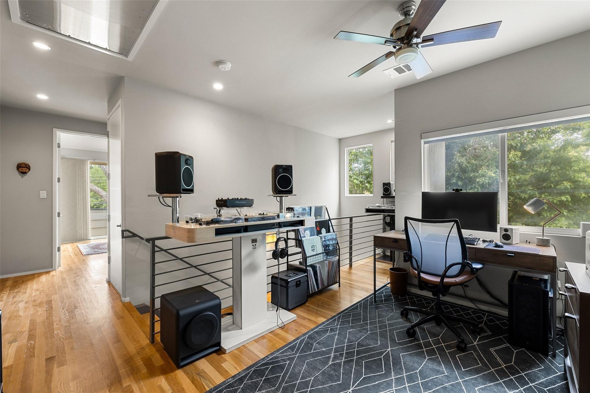 W Annie St, Austin, TX 78704