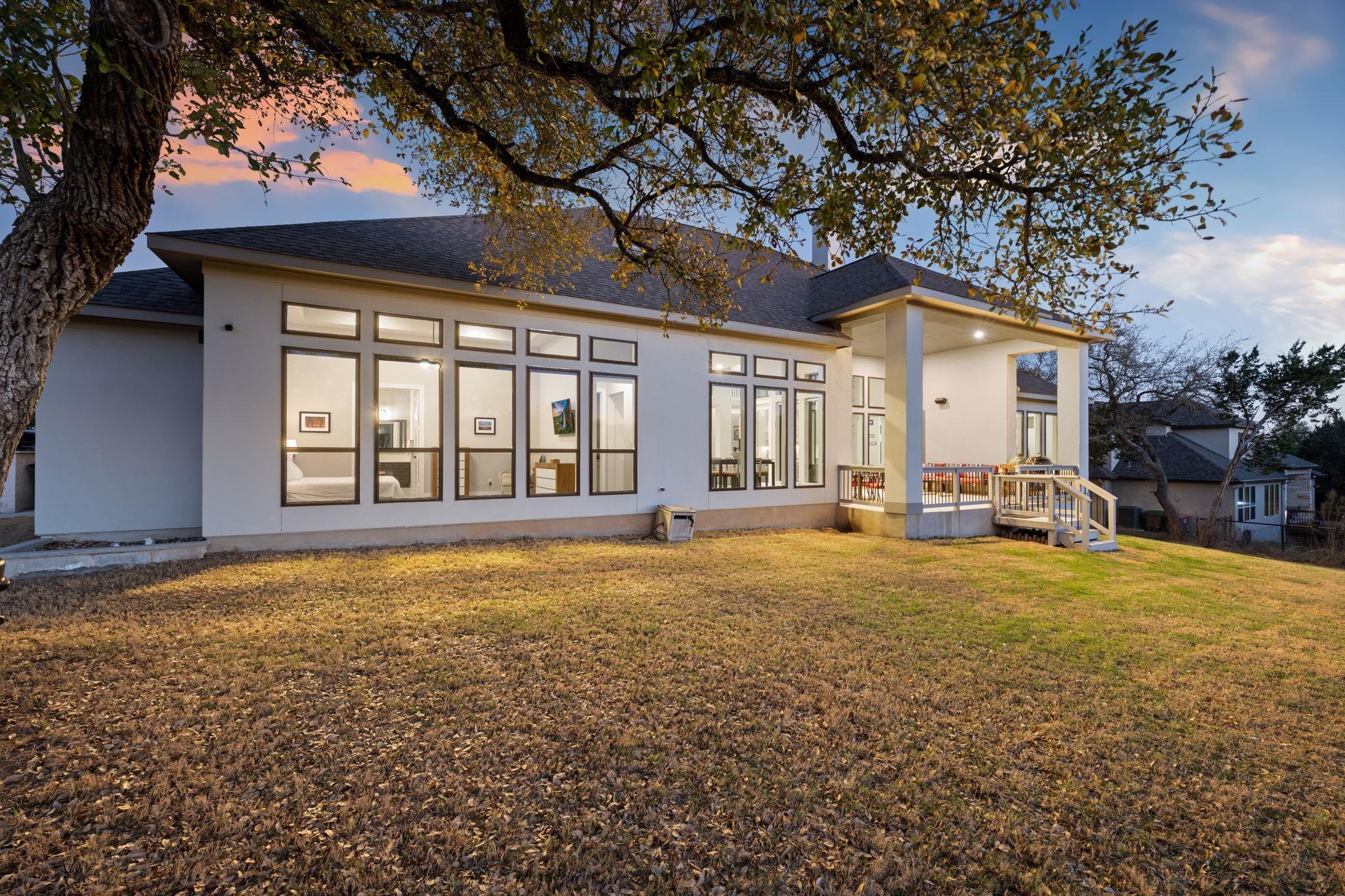 Bussola, New Braunfels, TX 78132