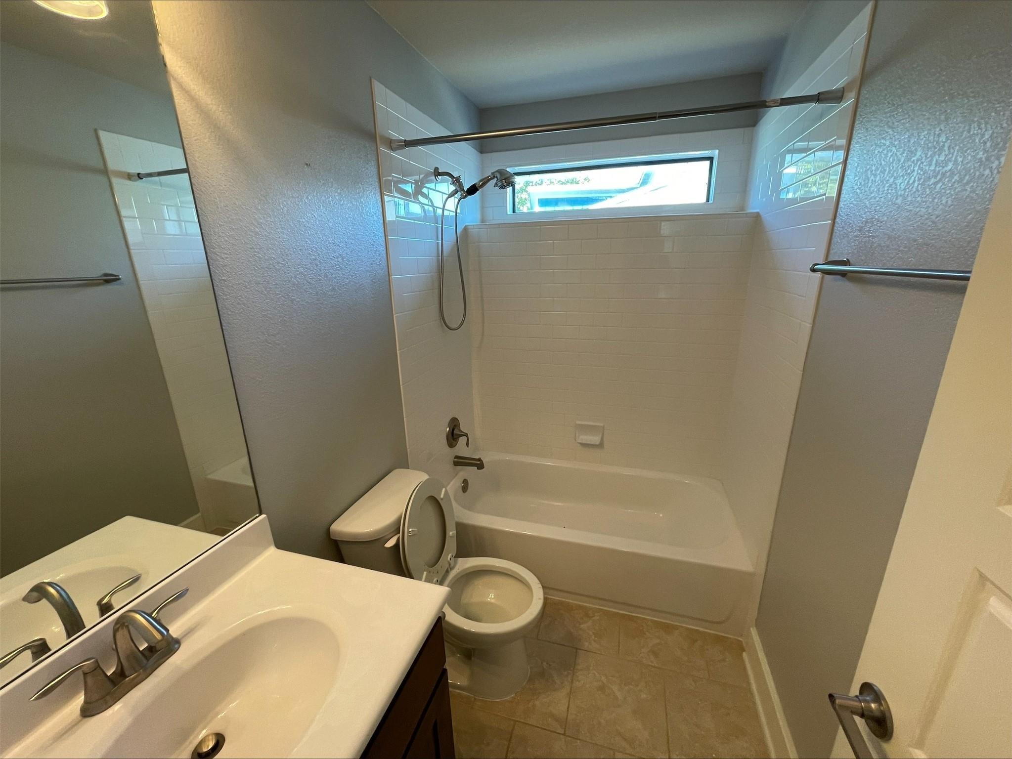 Lorraine Loop, Austin, TX 78758