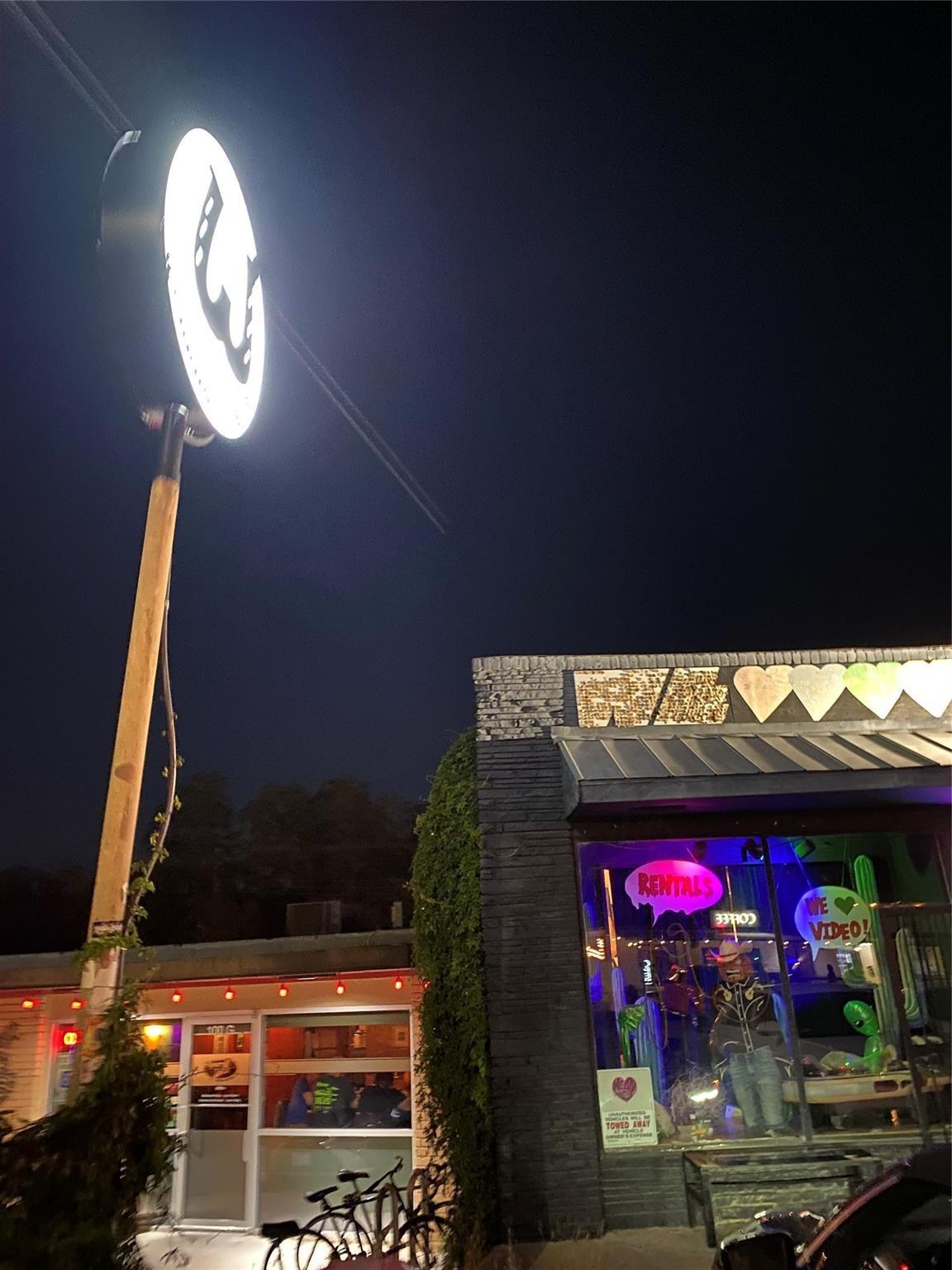 E 54th St, Austin, TX 78751