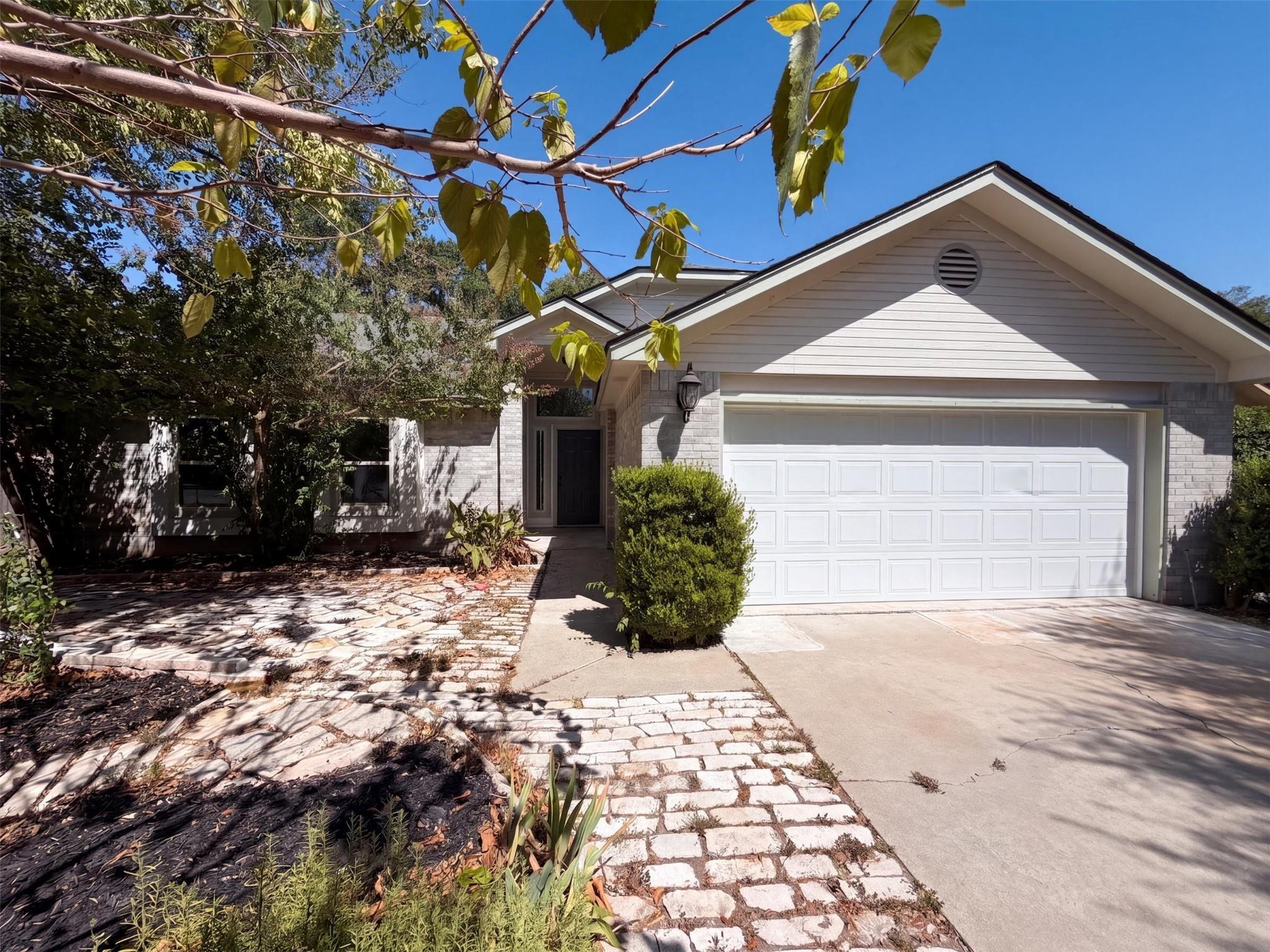 Hawthorne Ln, Round Rock, TX 78664