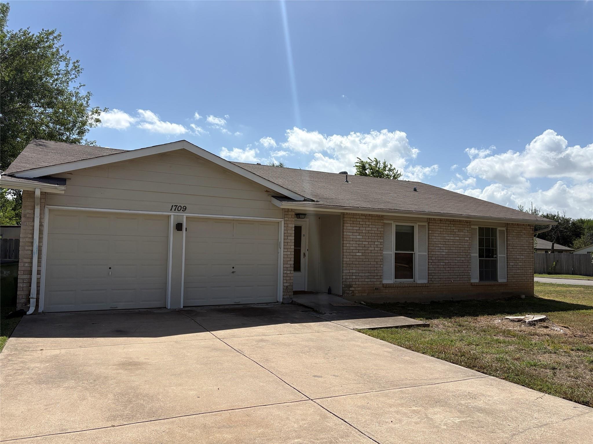W Mesa Park Dr, Round Rock, TX 78664
