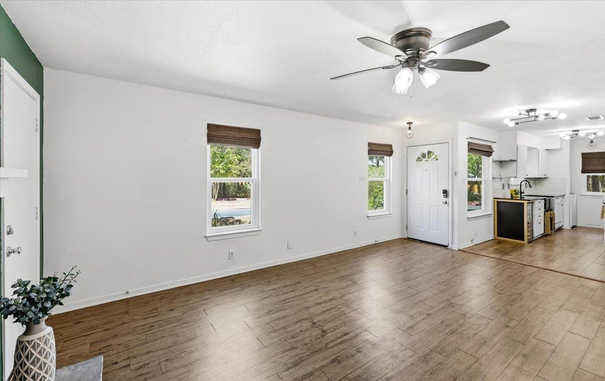 Duval Rd, Austin, TX 78727