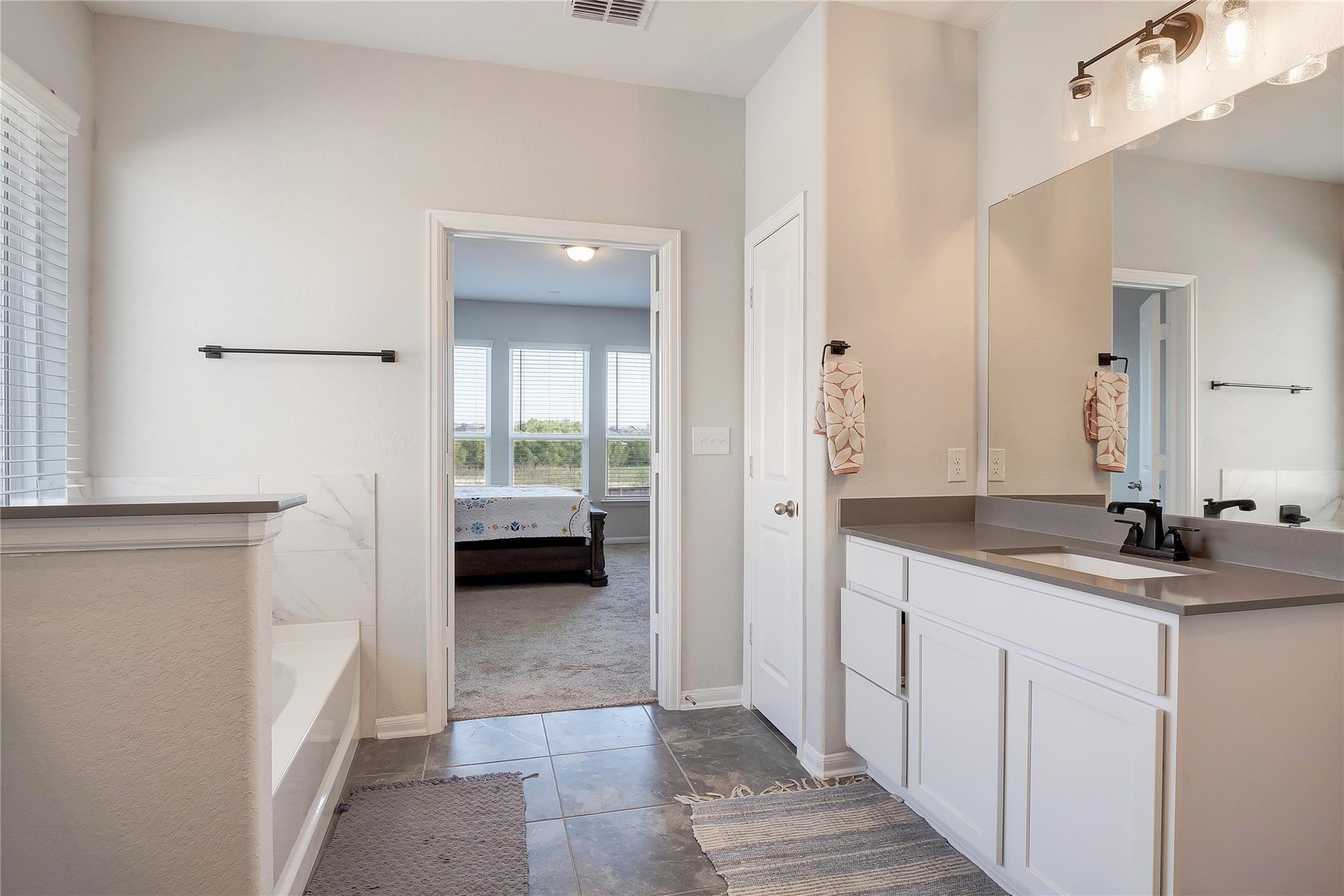 Sugar Cane Rd, Buda, TX 78610