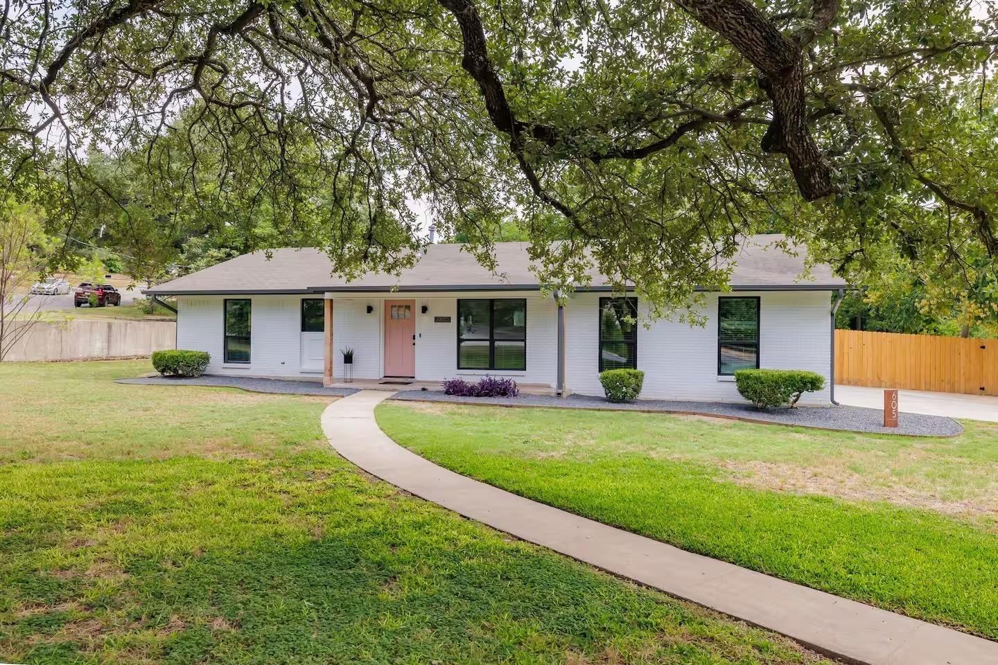 E Covington Dr, Austin, TX 78753