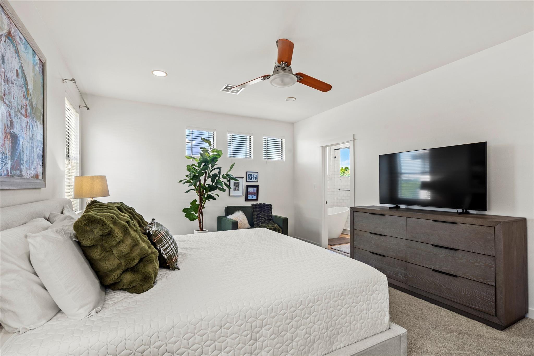 Corbin Ln, Austin, TX 78704