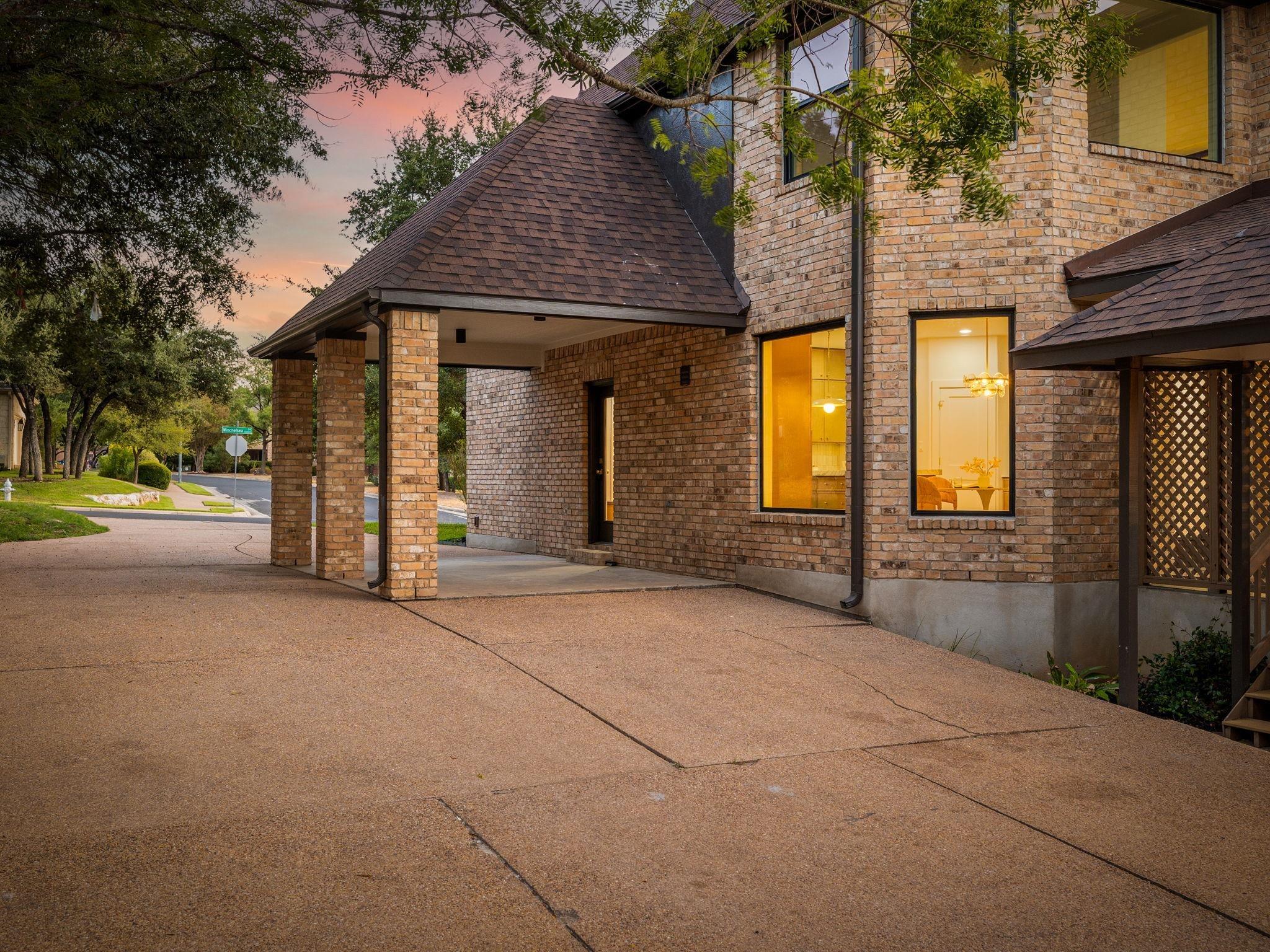 Winchelsea Dr, Austin, TX 78750